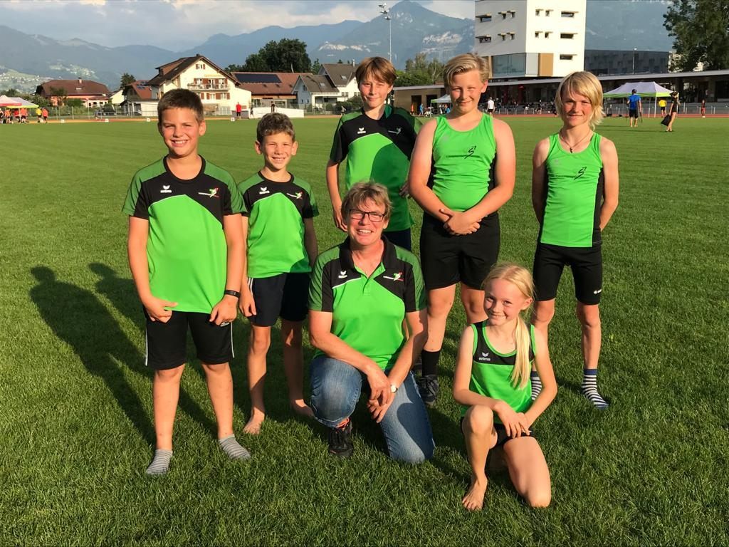 TS-Weiler Athleten beim Abendmeeting