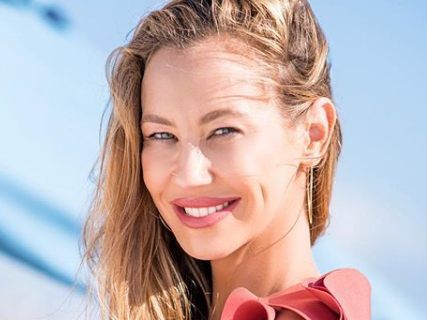 Heiße Urlaubsgrüße von Alessandra Meyer-Wölden (37) - VOL.AT