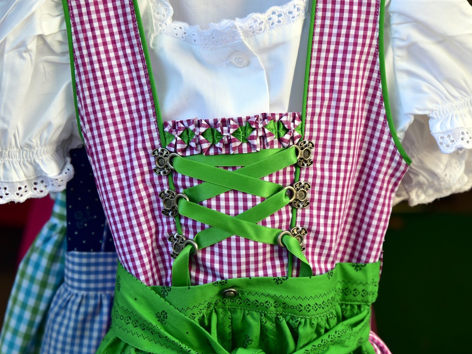 Schon eine Million „Dirndl“-Stichwortsuchen gab im Jahr 2020 auf Willhaben