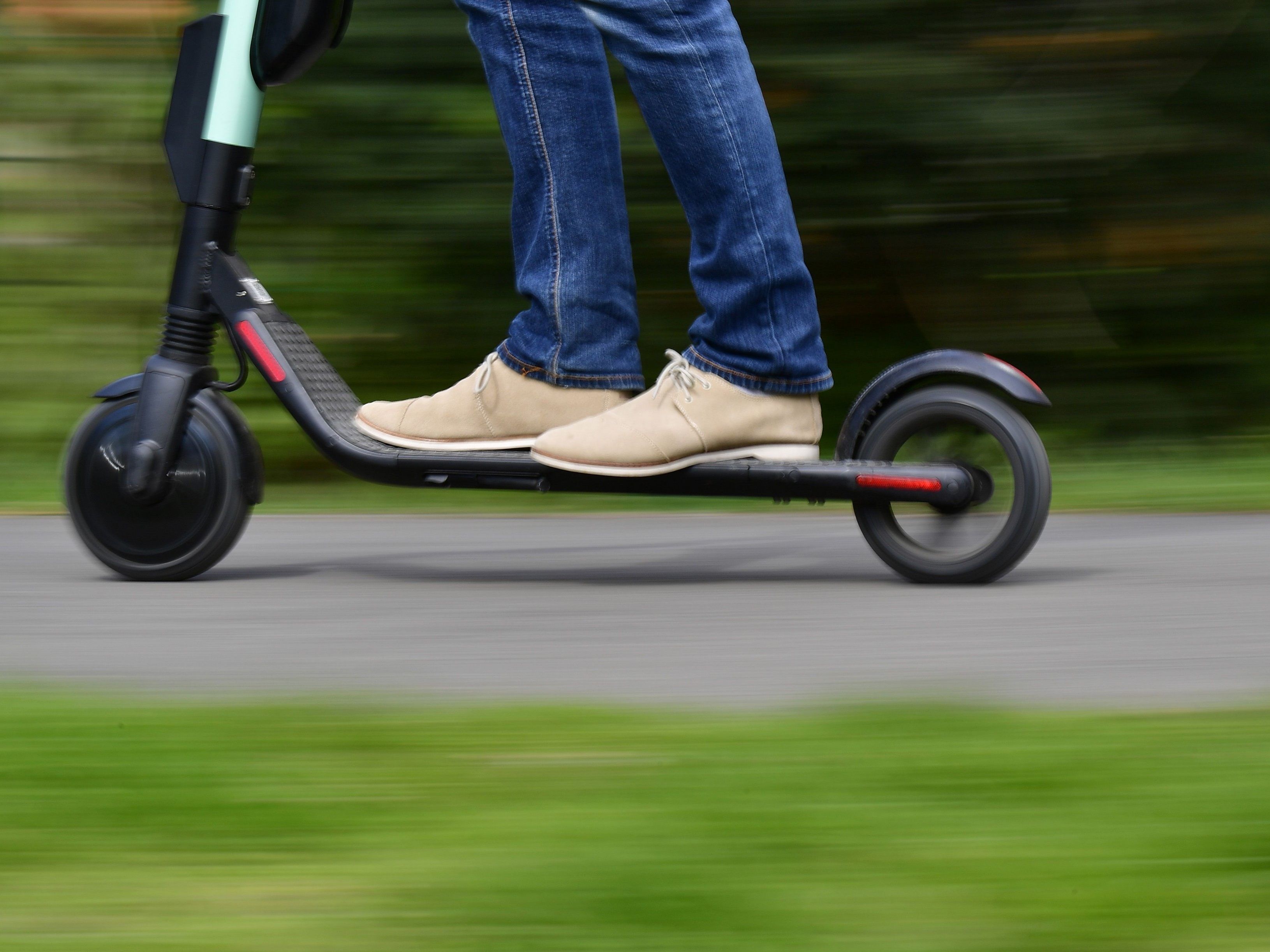 Der E-Scooter war als Leichtmotorrad einzustufen. Der E-Scooter war als Leichtmotorrad einzustufen.
