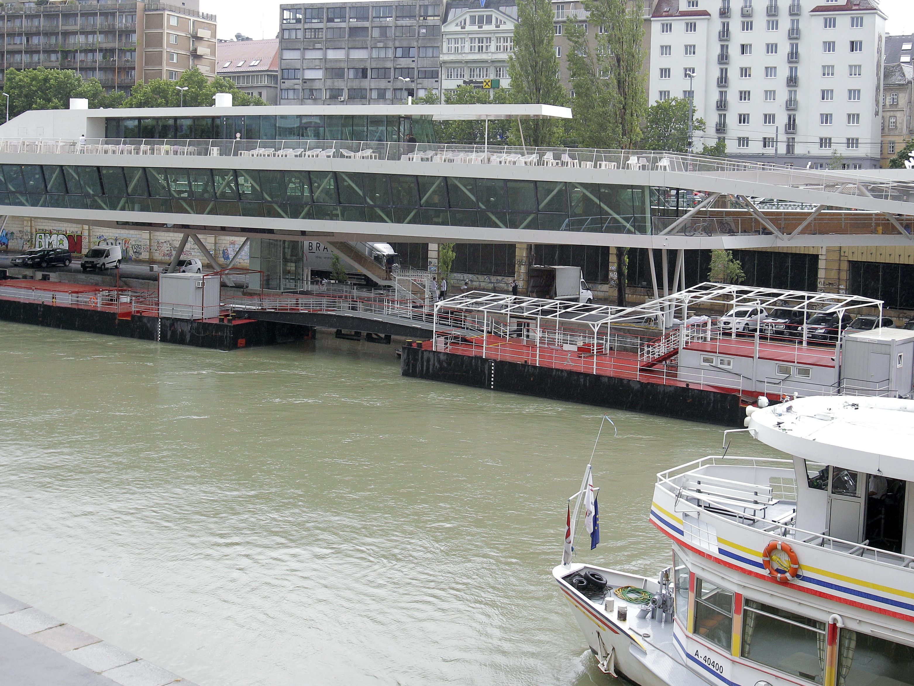 Vor genau zehn Jahren wurde der "Wiener Hafen" eröffnet. Vor genau zehn Jahren wurde der "Wiener Hafen" eröffnet.