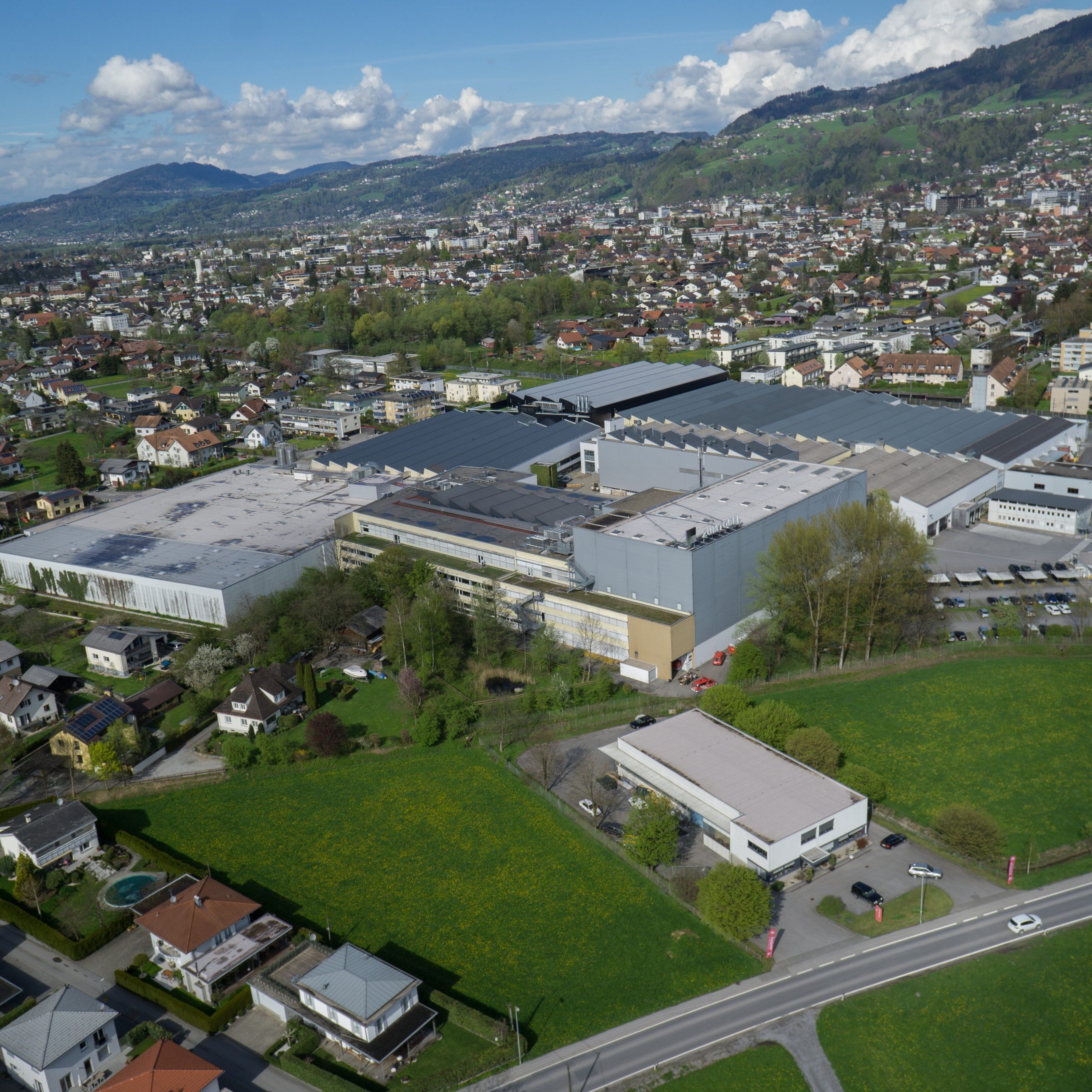 Analysten erwarten klare Ergebnisrückgänge.