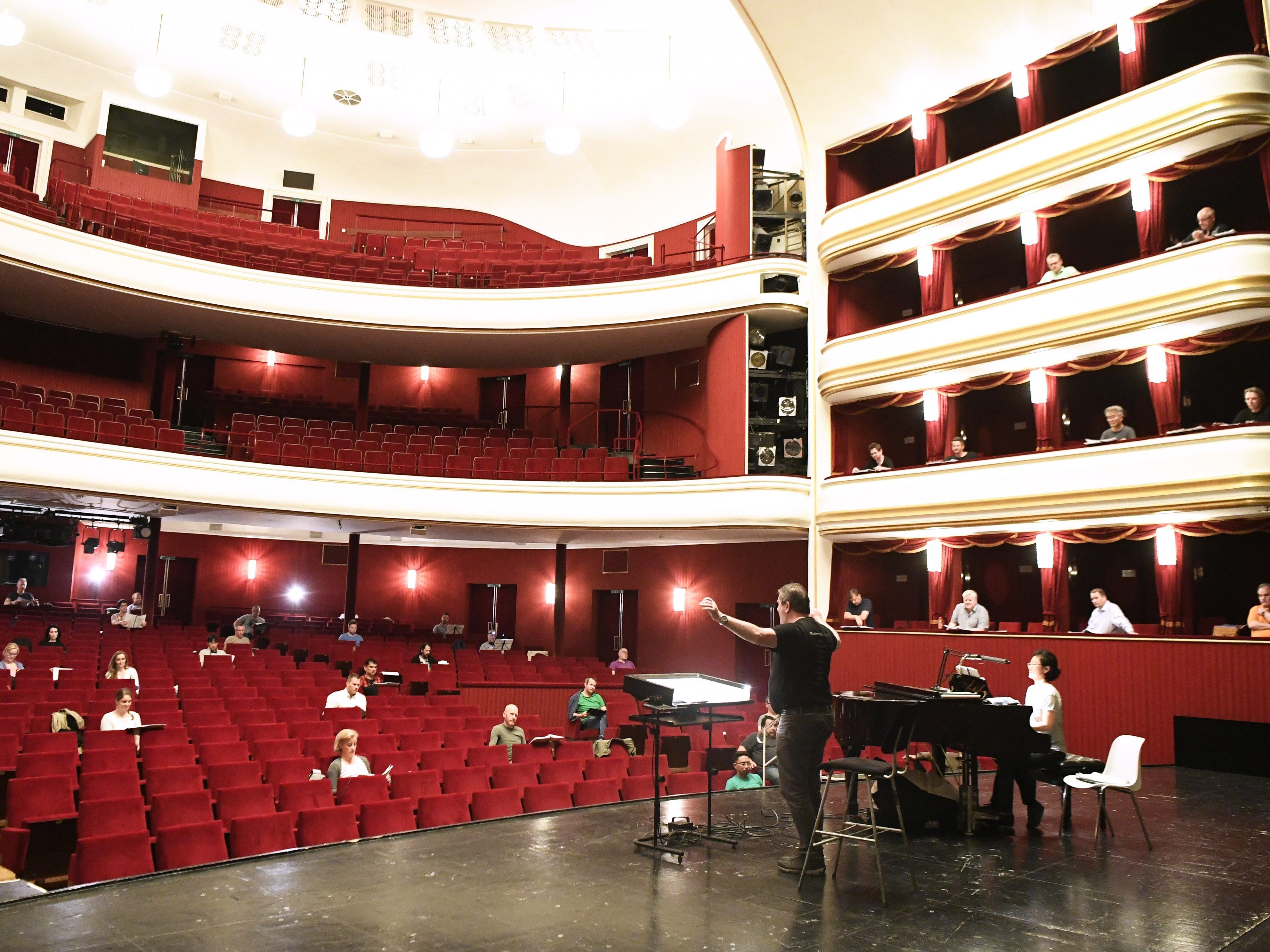 Am Dienstag startet die Wiener Volksoper in die Coronaspielzeit.