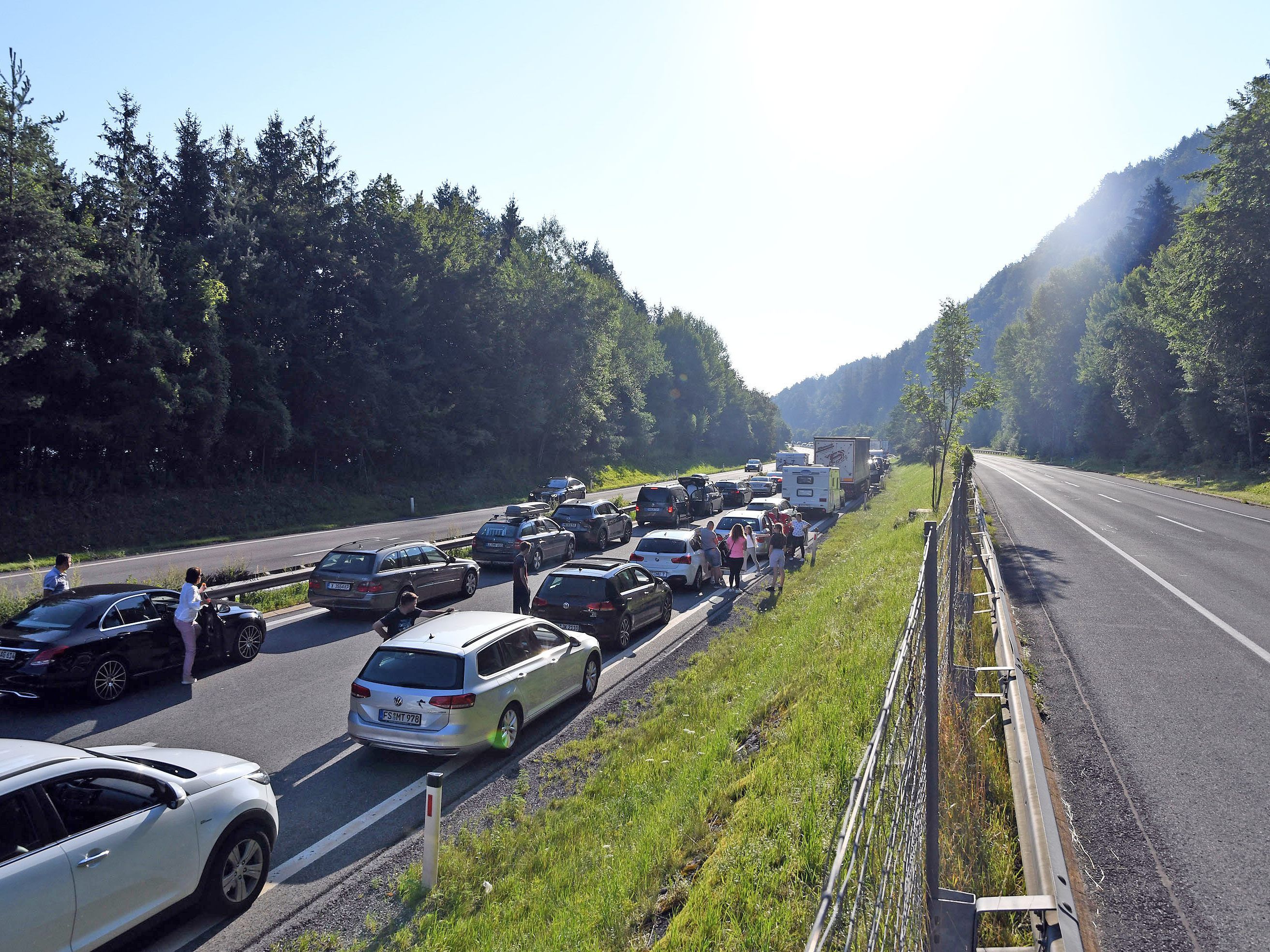 Erhebliche Staus udn Wartezeiten am Samstag in Richtung Adria. Erhebliche Staus udn Wartezeiten am Samstag in Richtung Adria.