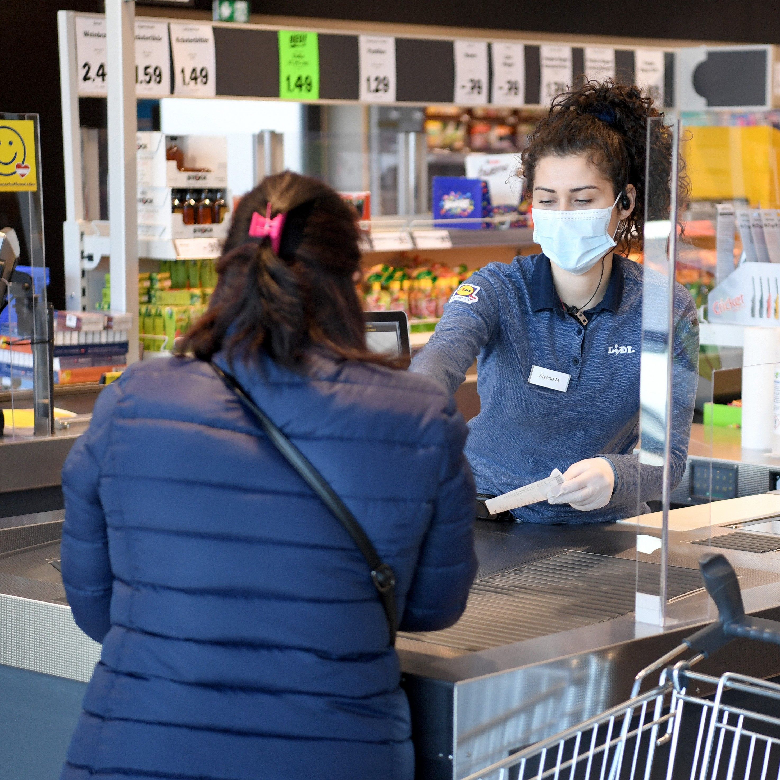 Auch der Lebensmittelhandel hat durch die Corona-Krise mit vielen Problemen zu kämpfen.