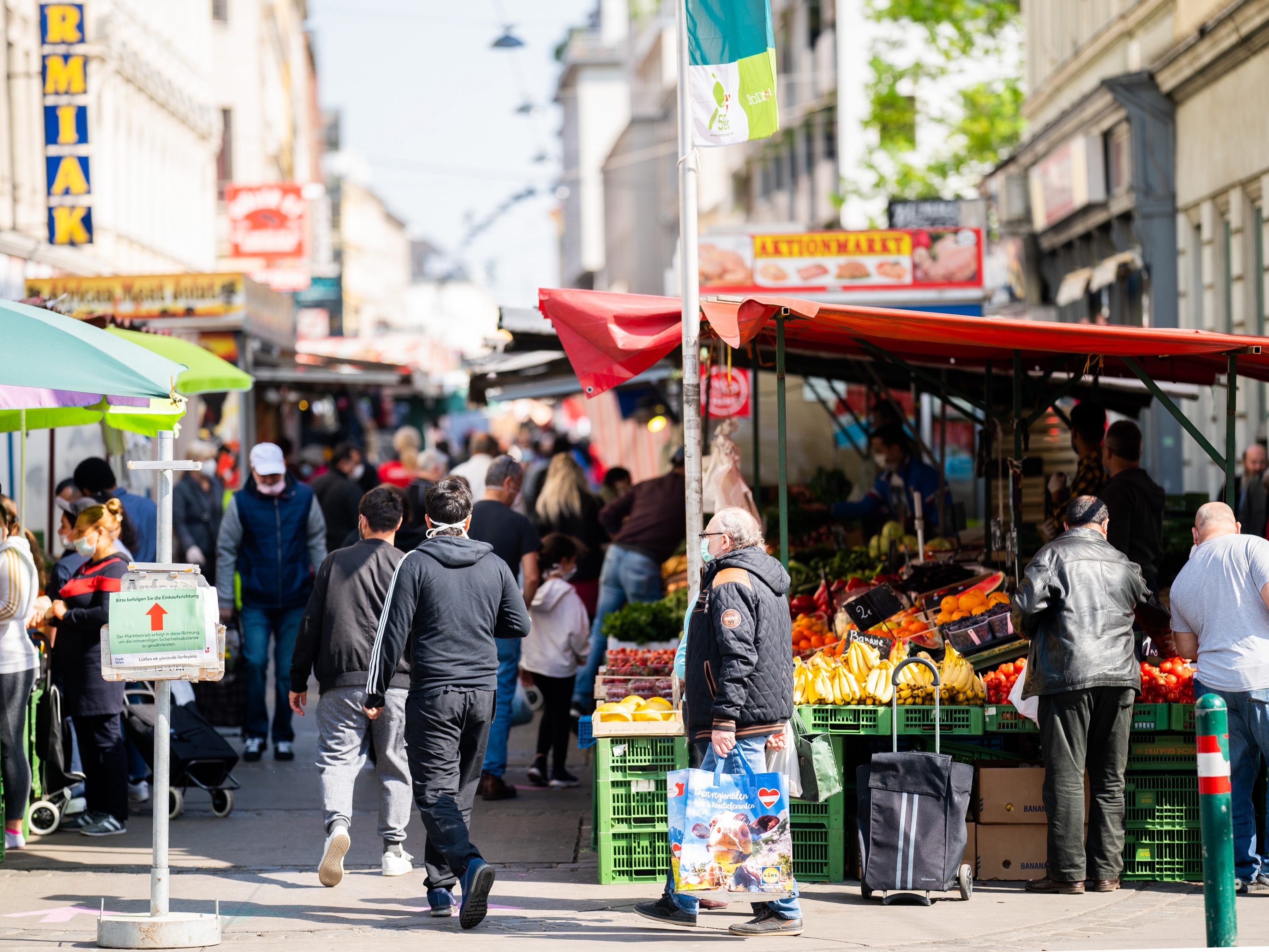 Im September gibt es bei den Wiener Einkaufsstraßen wieder zahlreiche Aktionen. Im September gibt es bei den Wiener Einkaufsstraßen wieder zahlreiche Aktionen.