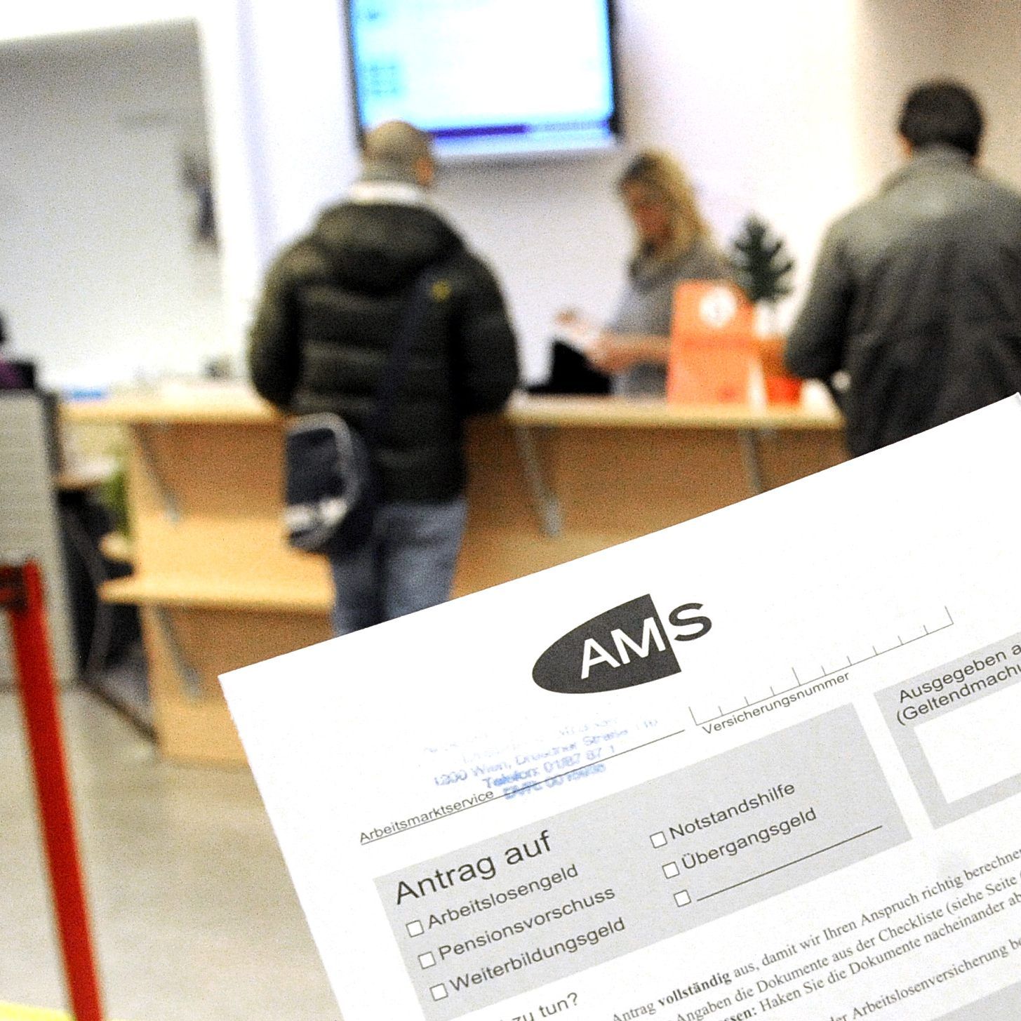 Aktuell 421.700 Personen ohne Job, 3.100 weniger als Anfang August.