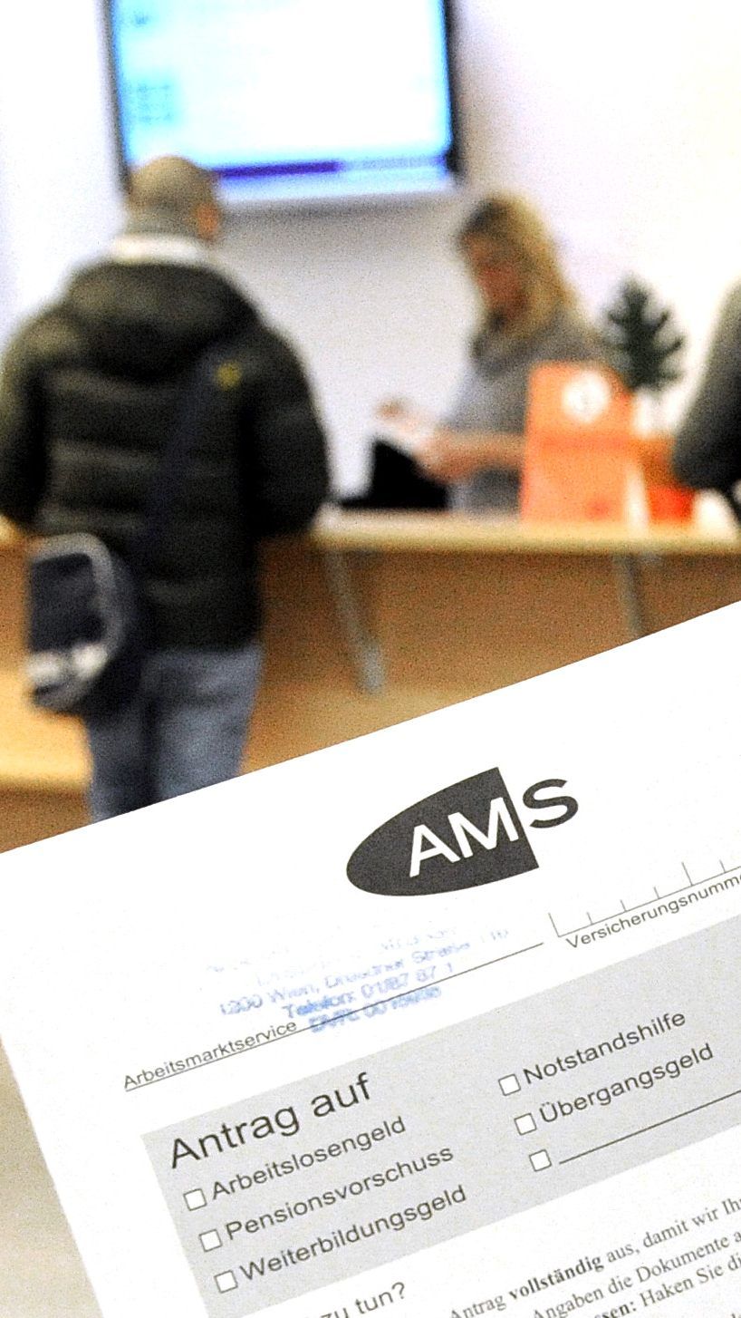 Aktuell 421.700 Personen ohne Job, 3.100 weniger als Anfang August.