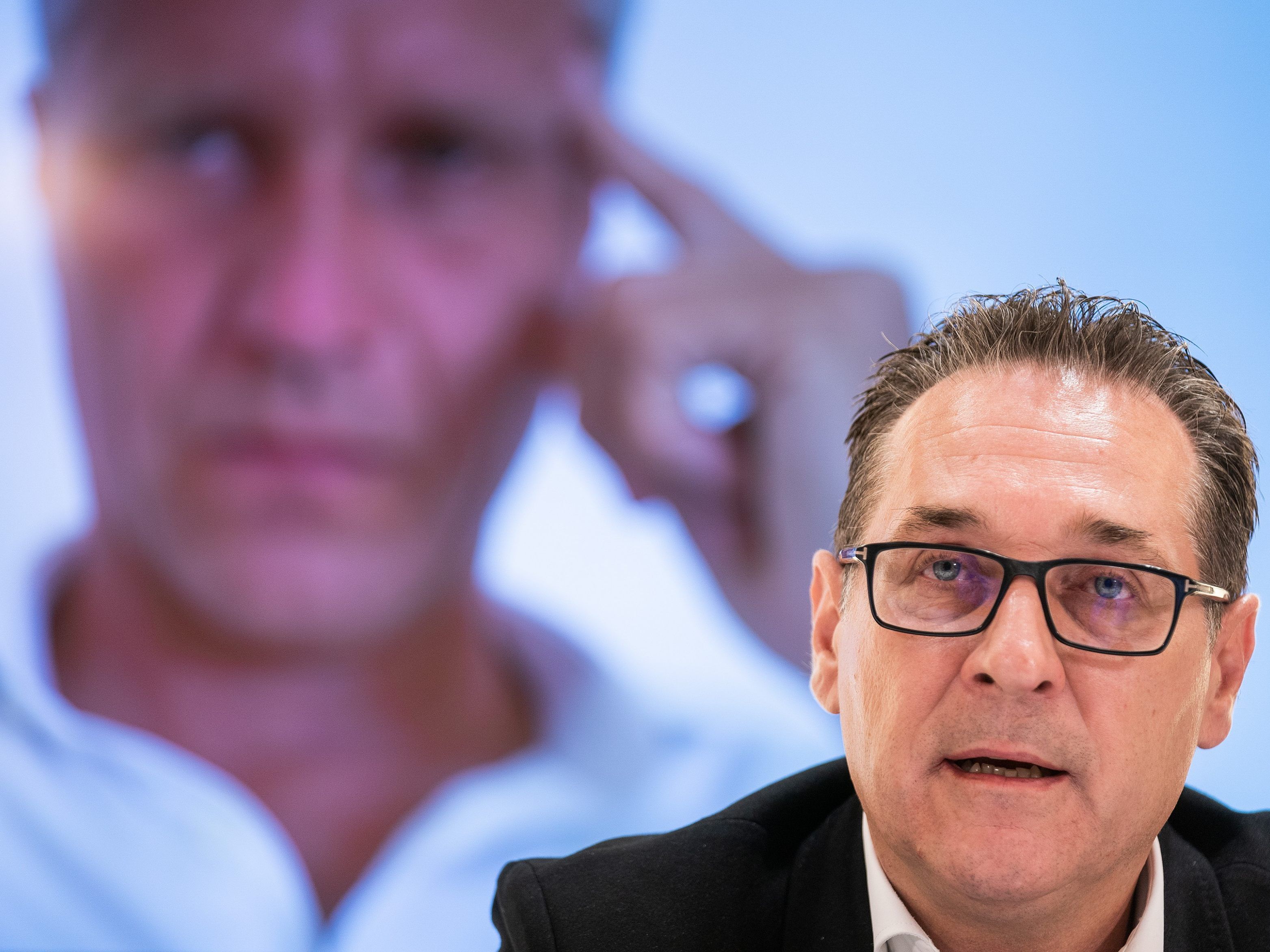 Der Ex-FPÖ-Chef fühlt sich als Opfer eines "Politthrillers". Der Ex-FPÖ-Chef fühlt sich als Opfer eines "Politthrillers".