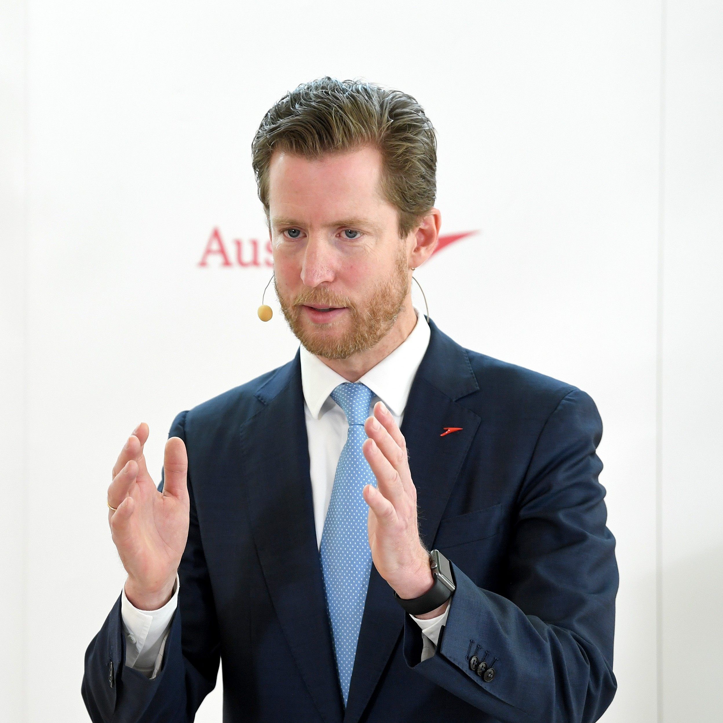 CEO Alexis von Hoensbroech bei der AUA-PK.