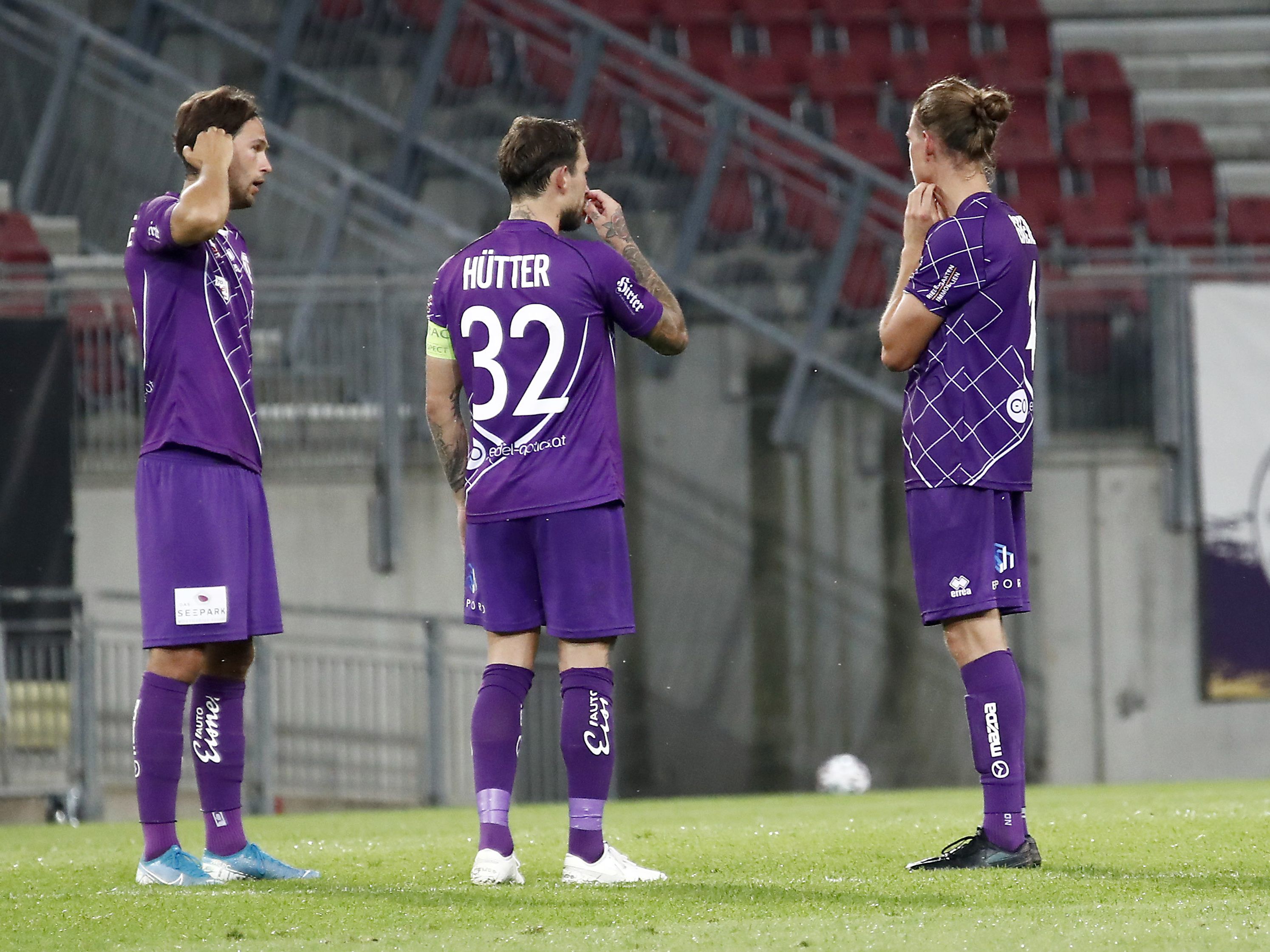 Austria Klagenfurt will nach den Geschehnissen im Aufstiegskampf der 2. Fußball-Liga nicht zur Tagesordnung übergehen. Austria Klagenfurt will nach den Geschehnissen im Aufstiegskampf der 2. Fußball-Liga nicht zur Tagesordnung übergehen.