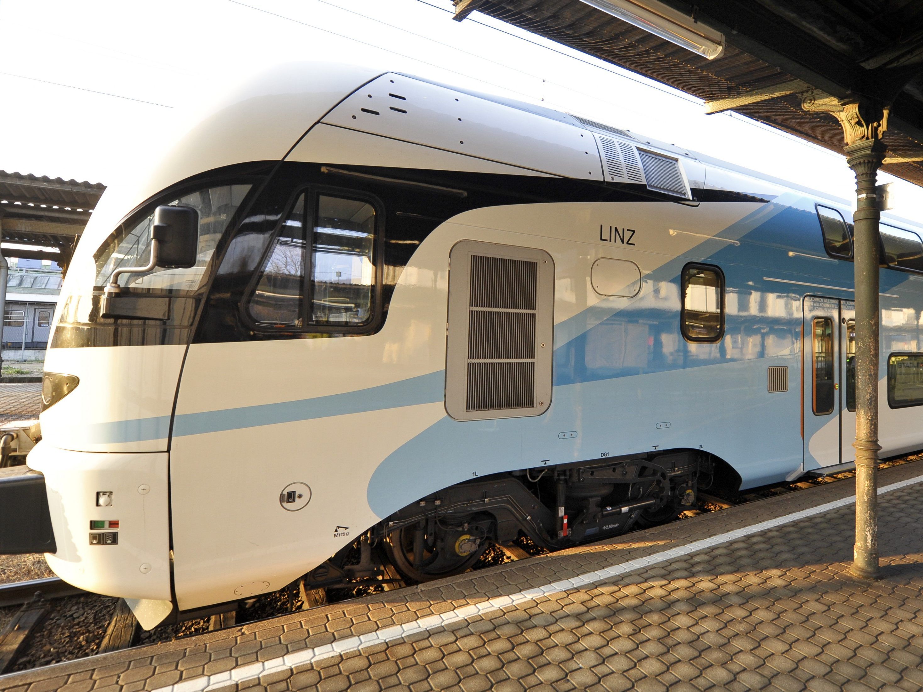 Eine am Coronavirus erkrankte Person ist mit der Westbahn von Wien nach Linz gereist.