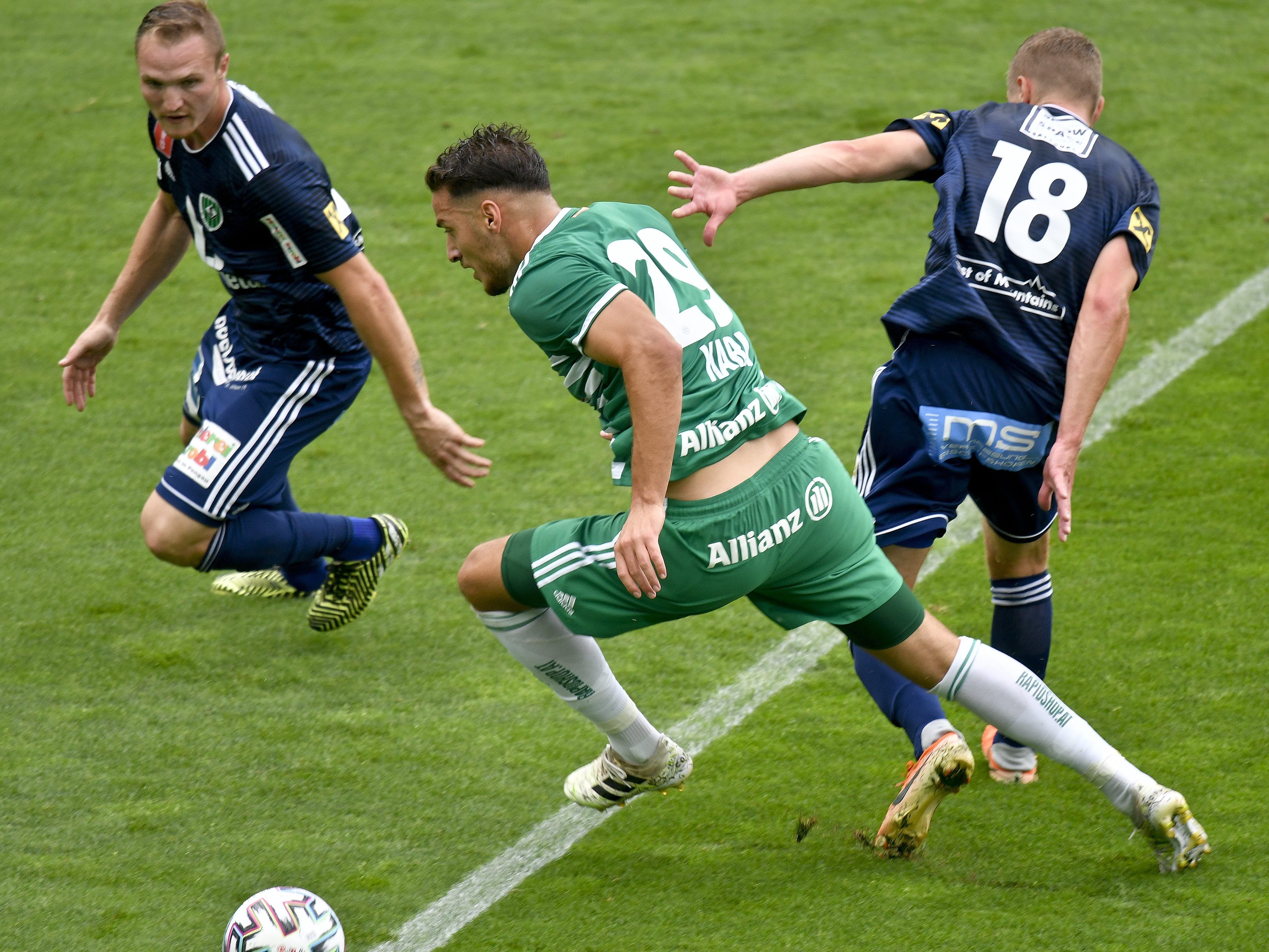 Rapid Wien siegte mit 5:0 im Allianz Stadion in Wien.