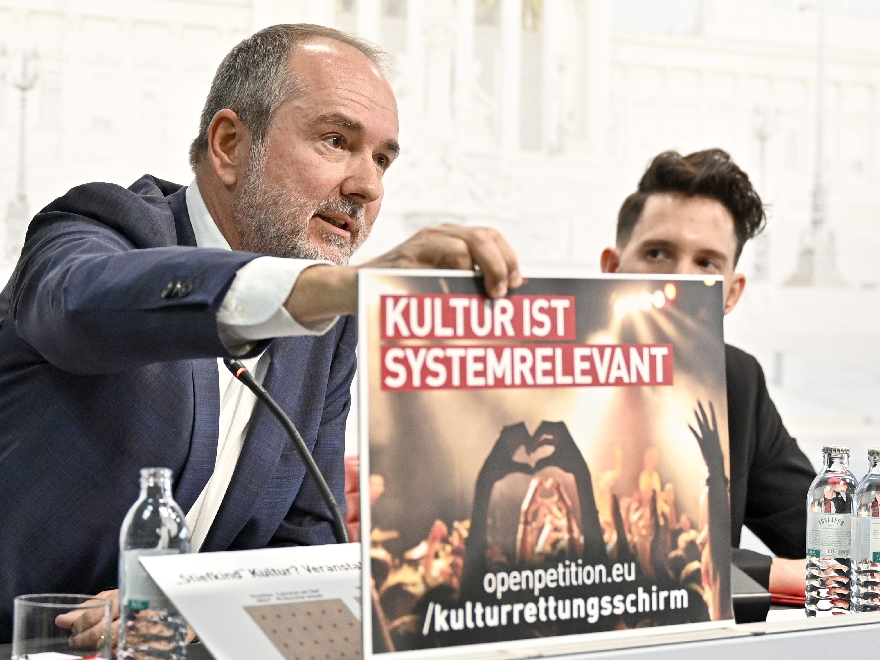 SPÖ-Kultursprecher Drozda fordert Unterstützung für Kulturinstitutionen.