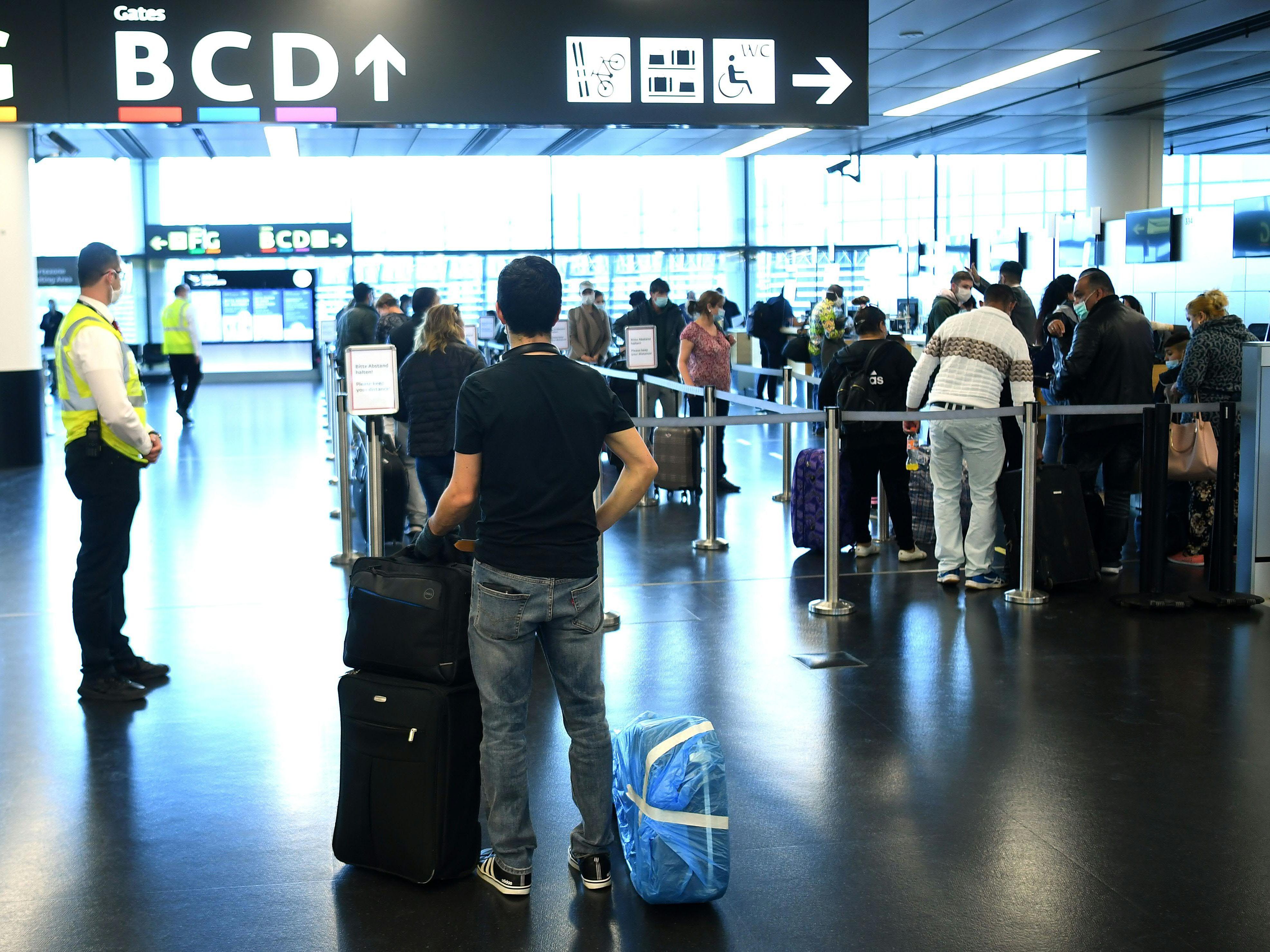 Eine weitere Verlängerung der innereuropäischen Fluggastdatenspeicherung gab es nicht. Eine weitere Verlängerung der innereuropäischen Fluggastdatenspeicherung gab es nicht.