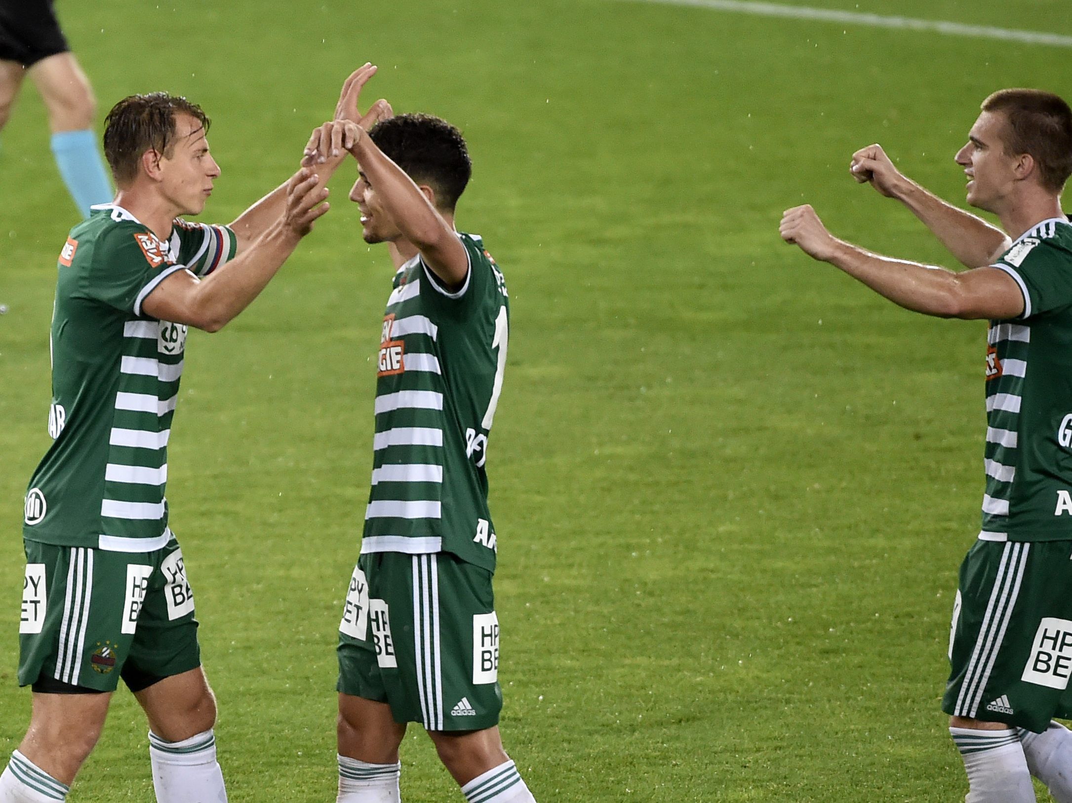 Am Mittwoch treffen Rapid Wien und Lok Zagreb aufeinander. Am Mittwoch treffen Rapid Wien und Lok Zagreb aufeinander.