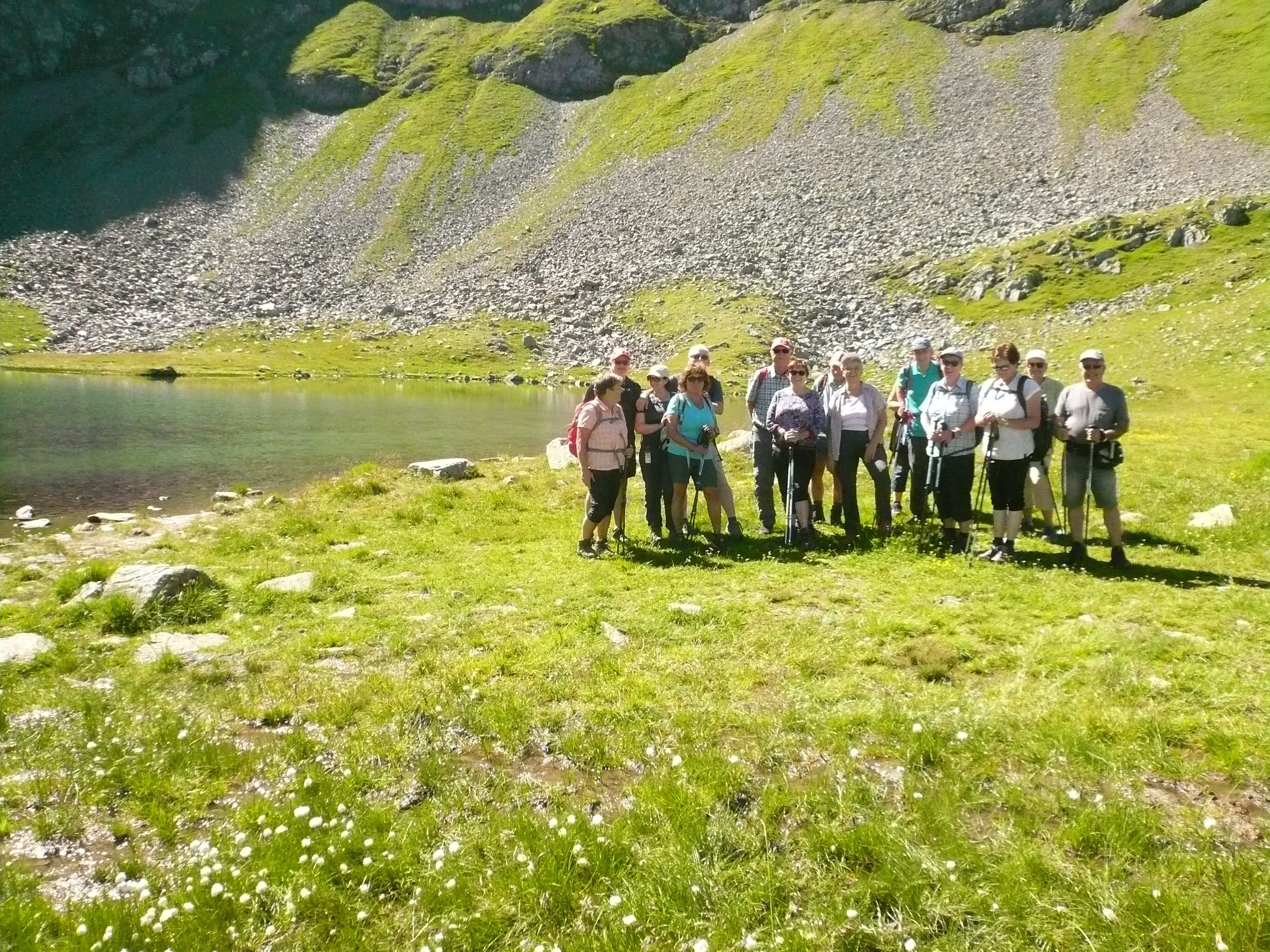 Wandergruppe der Nüziger Pensionisten am Hochjoch. Wandergruppe der Nüziger Pensionisten am Hochjoch.