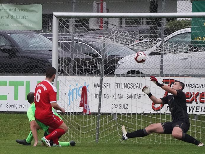 Christoph Haller bei seinem Tor zum 4:0