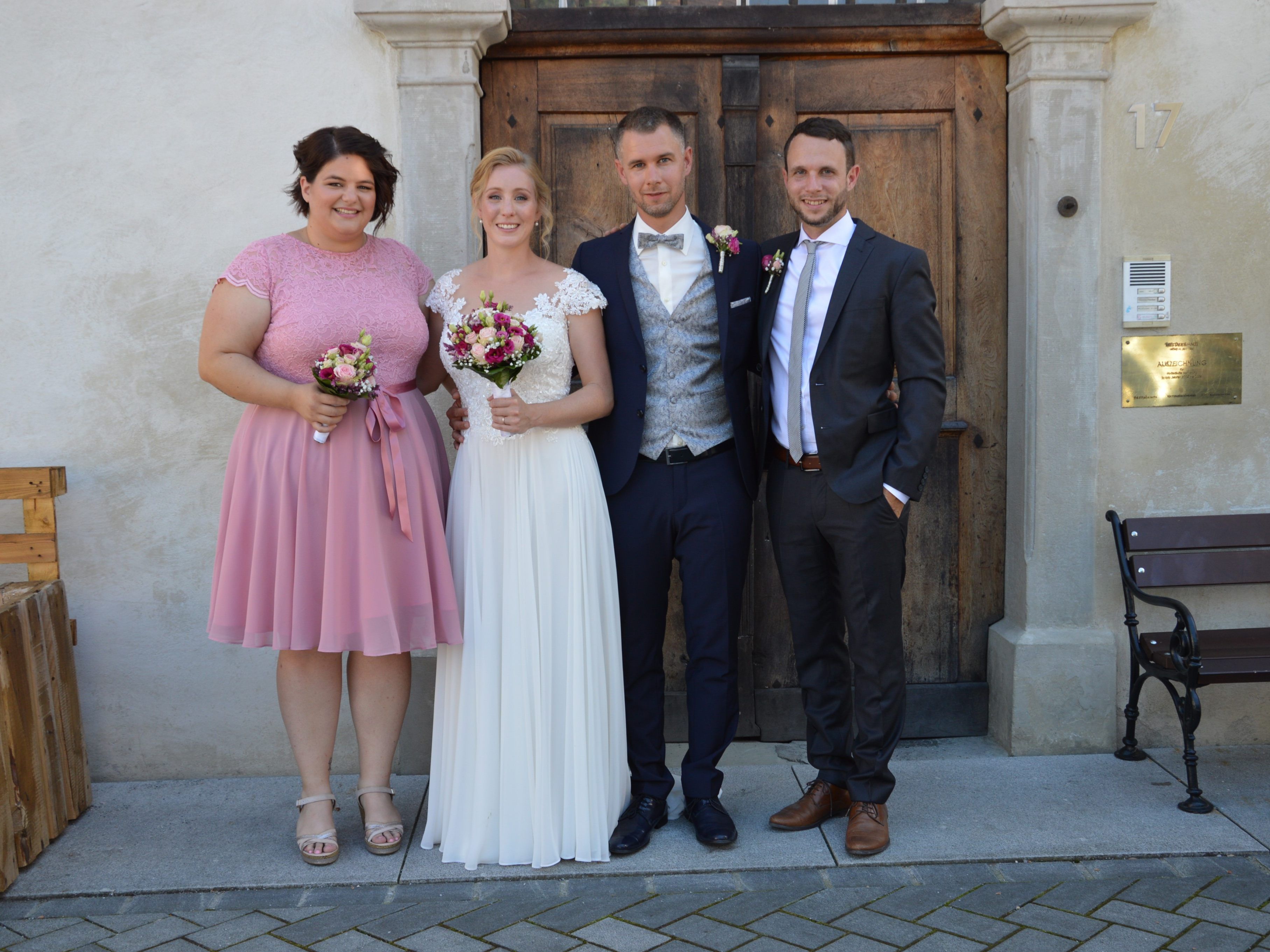 Priska Blaas und Mathias Lasselsberger haben geheiratet. Priska Blaas und Mathias Lasselsberger haben geheiratet.