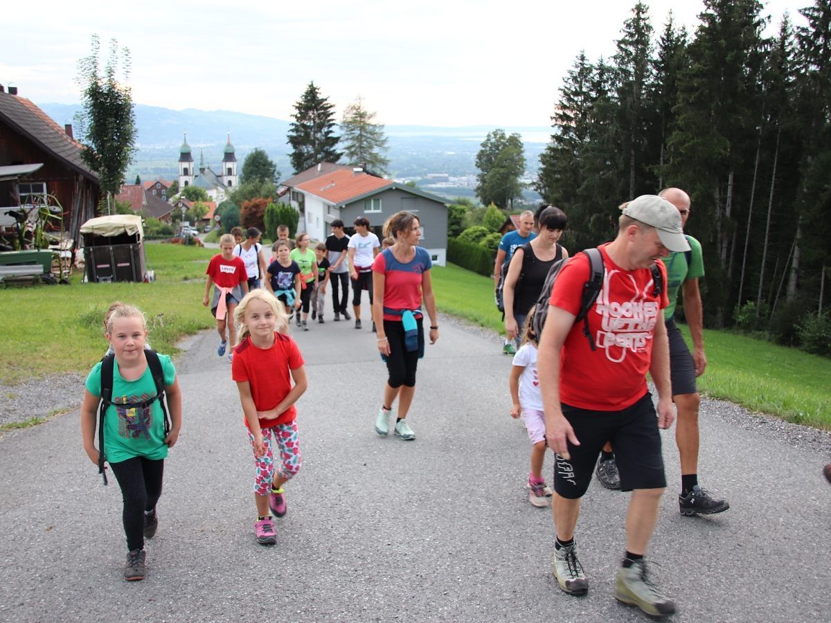 In Bildstein wird fleißig gewandert.