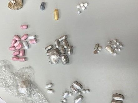 Alleine das Heroin ist auf der Straße rund 10.000-15.000 Euro Wert.