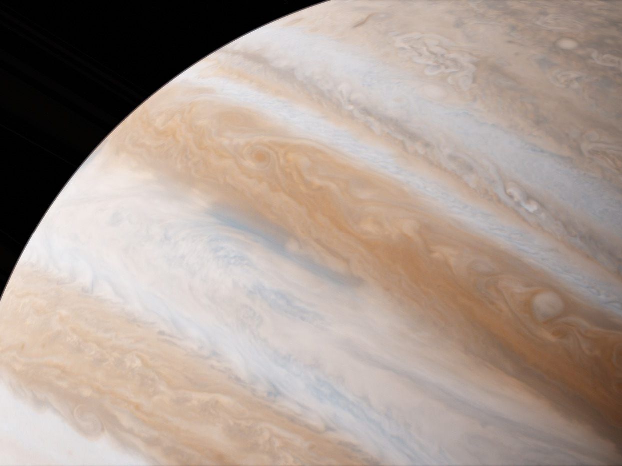 Blitze auf dem Jupiter: Wissenschafter haben eine Theorie. Blitze auf dem Jupiter: Wissenschafter haben eine Theorie.