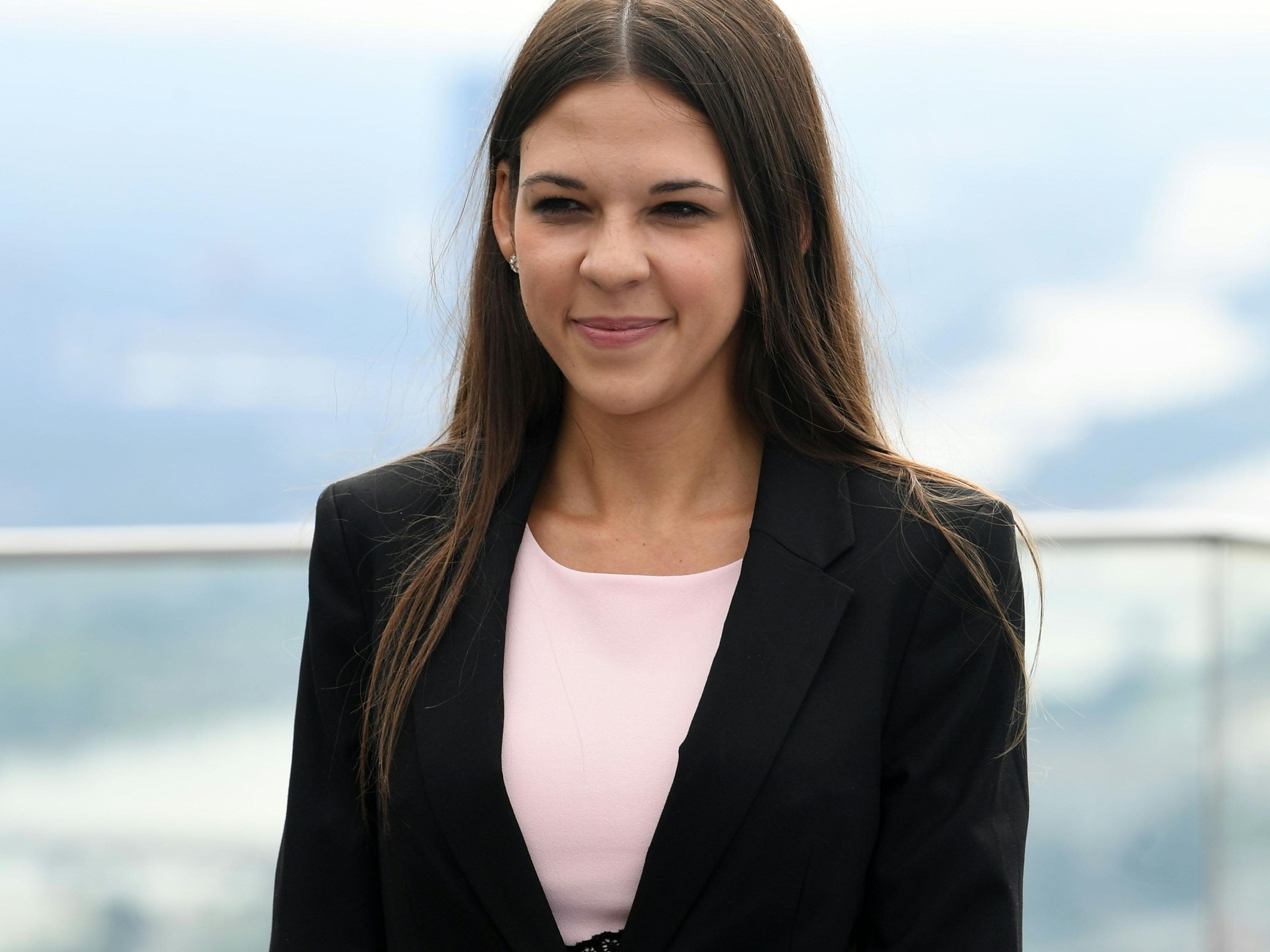 Christina Kohl arbeitete als Flugbegleiterin bei der AUA: Christina Kohl arbeitete als Flugbegleiterin bei der AUA: