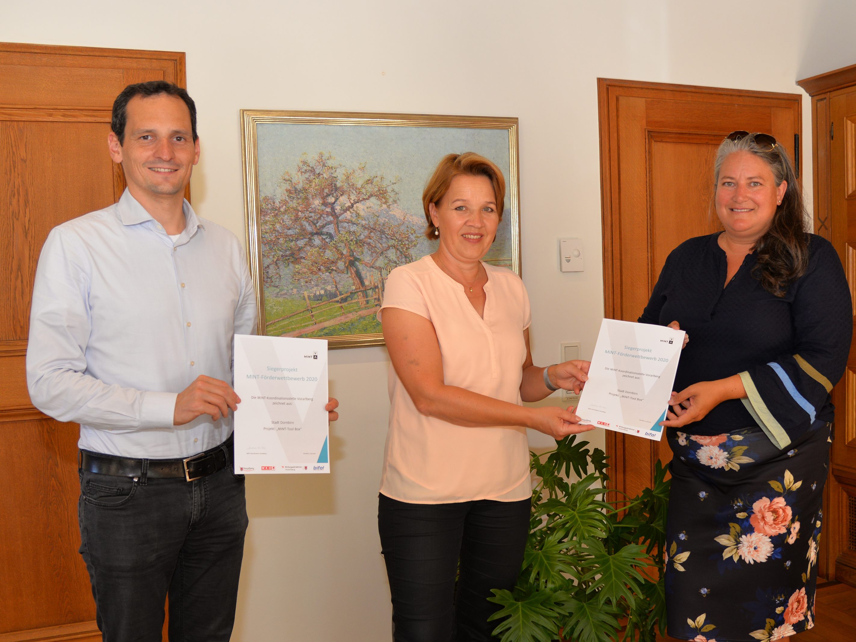 Stadtrat Julian Fässler, Bürgermeisterin Dipl.-Vw. Andrea Kaufmann, DI Andrea Huber. Stadtrat Julian Fässler, Bürgermeisterin Dipl.-Vw. Andrea Kaufmann, DI Andrea Huber.