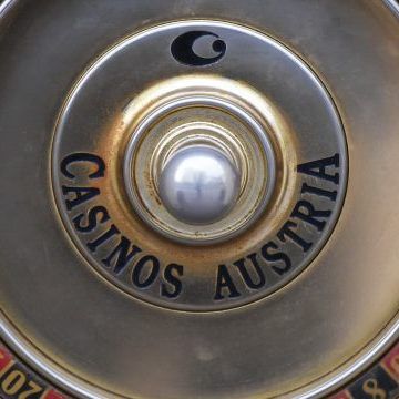 Rund 350 Vollzeitstellen werden bei den Casinos Austria gestrichen.