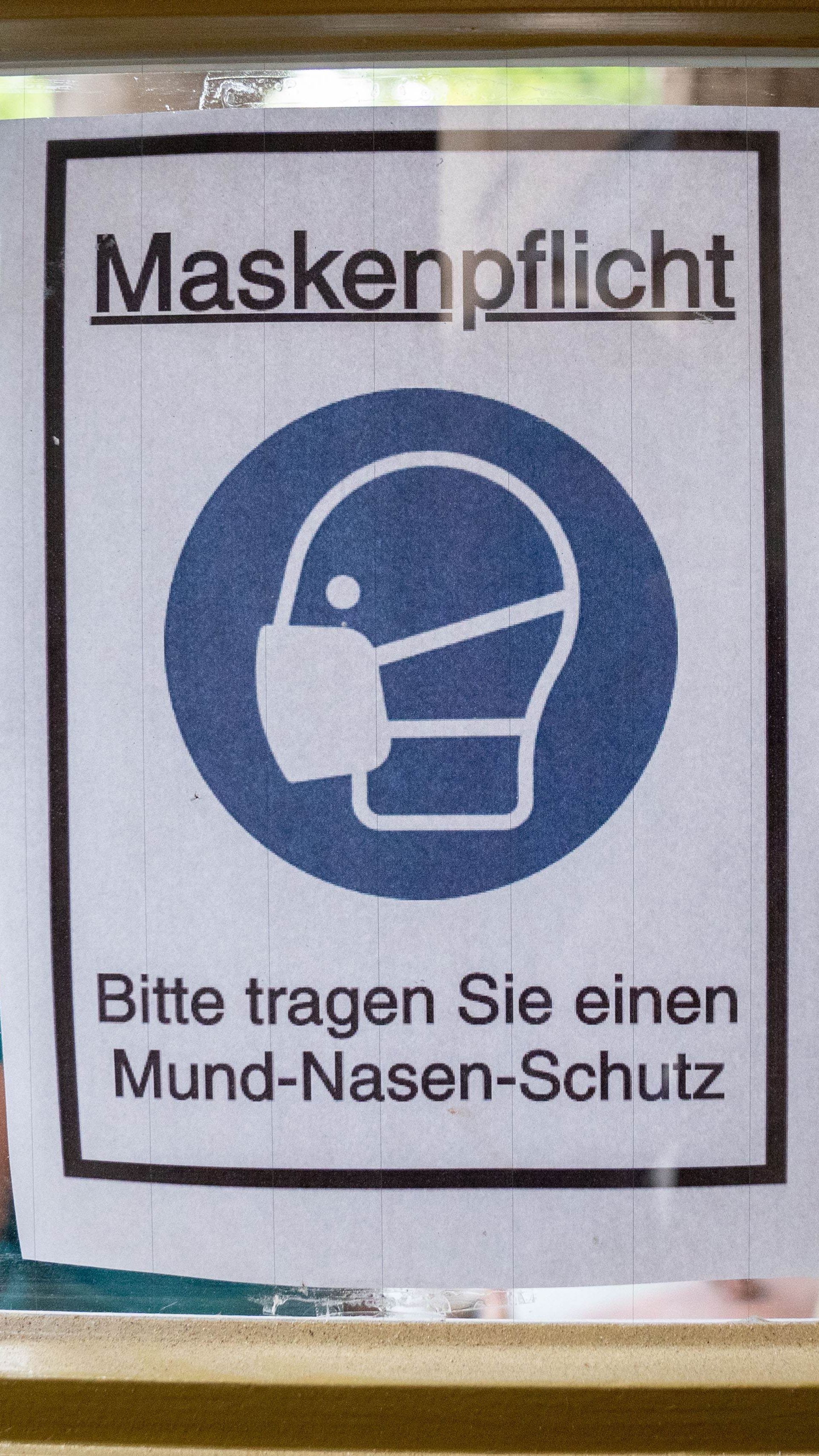 Ab heute gilt die Maskenpflicht wieder in fast allen Bereichen.