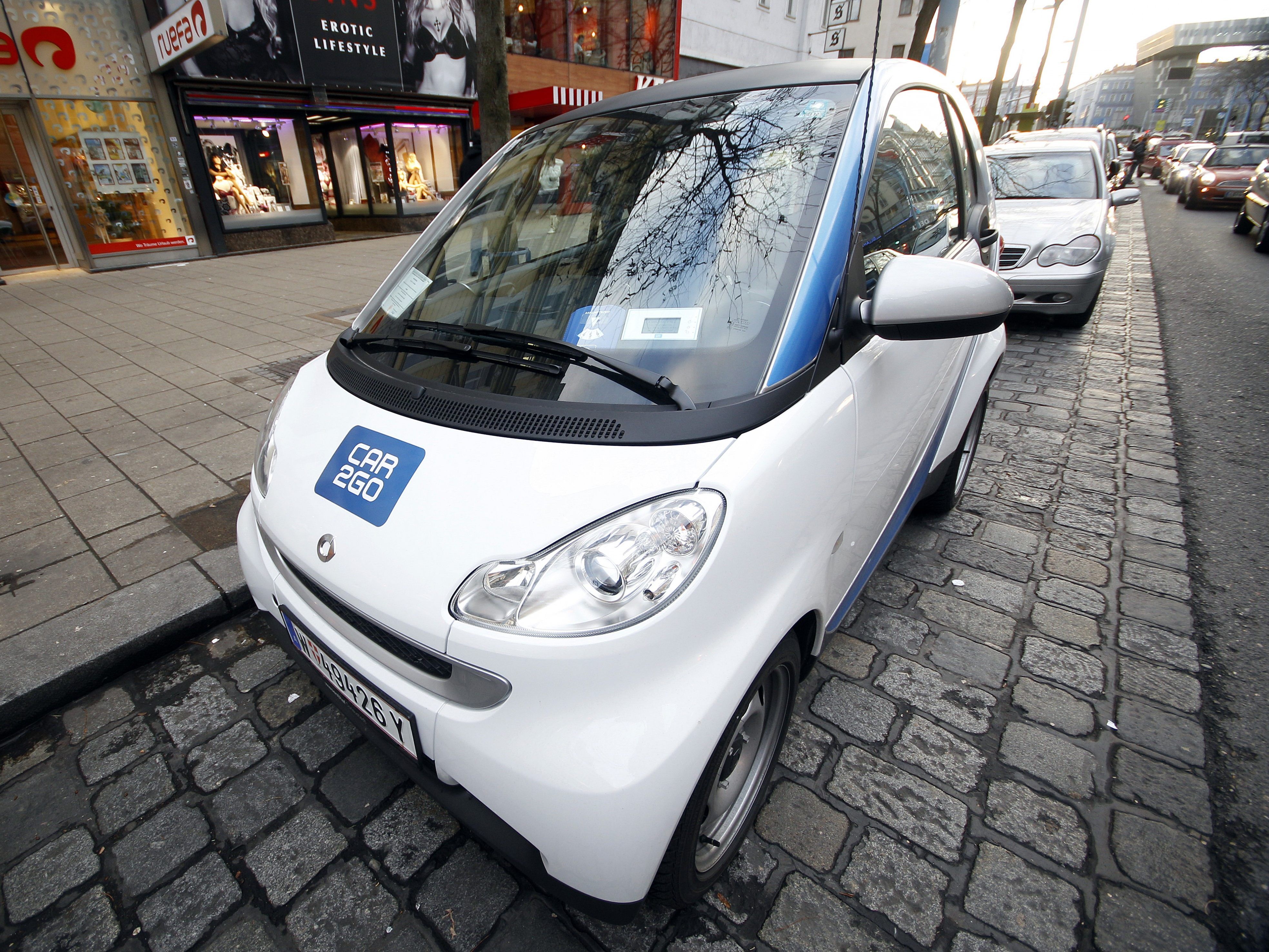 Fridays for Future fordert Wien als autofreie Stadt, mit der Ausnahme von Carsharing.