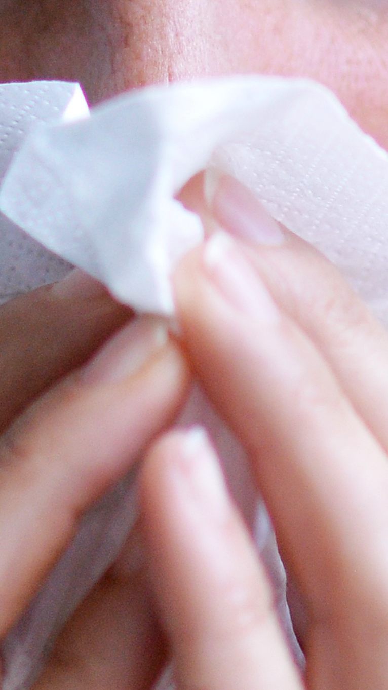 Eine häufig gestellte Frage: Sollen Kinder mit Schnupfen zu Hause bleiben?