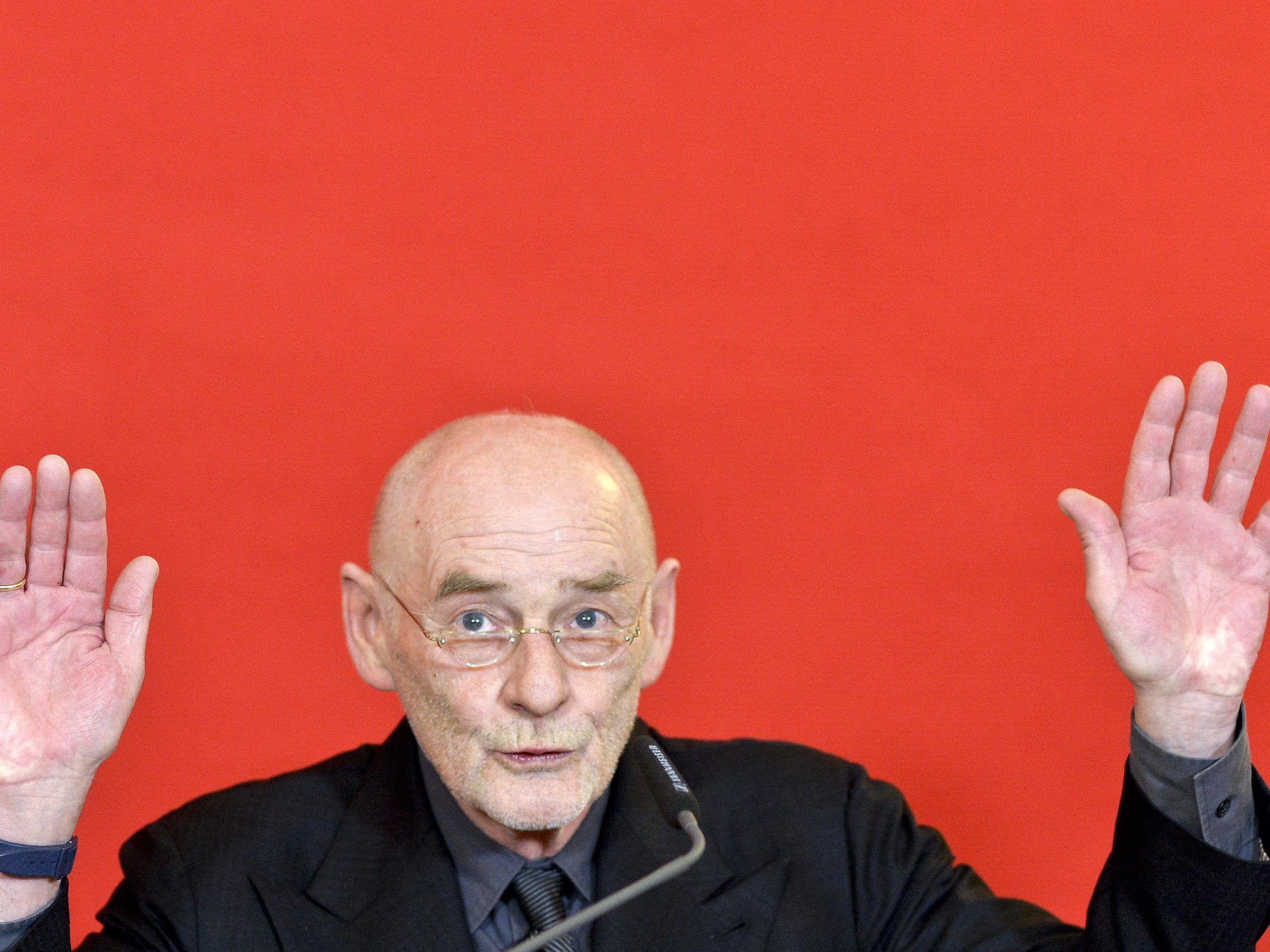 "Dietmar Steiner Bibliothek" in Erinnerung an Gründer und Direktor.