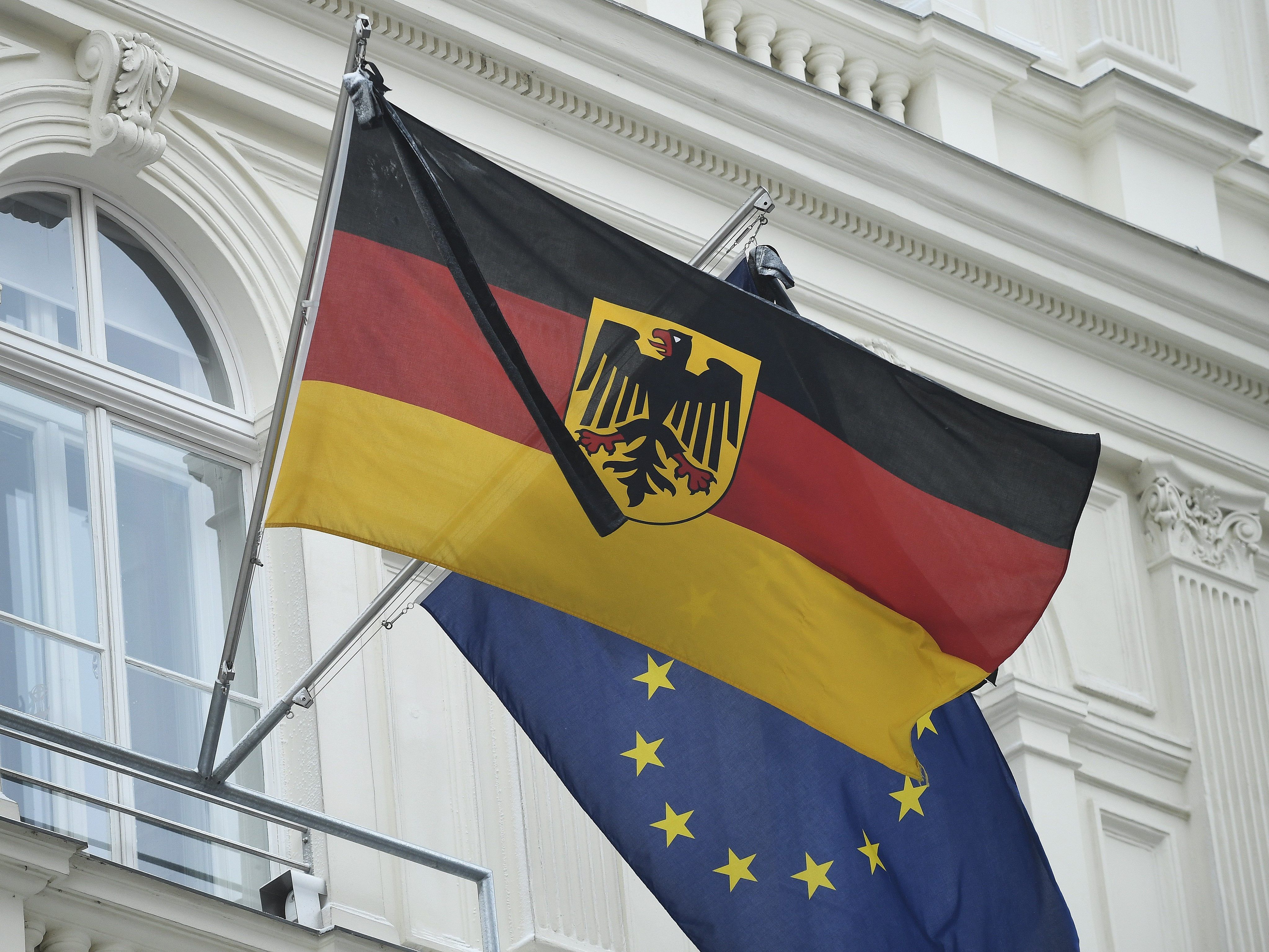 Aus der deutschen Botschaft in Wien hieß es zur Reisewarnung: "Wir müssen das reisebedingte Infektionsgeschehen versuchen, unter Kontrolle zu bringen"