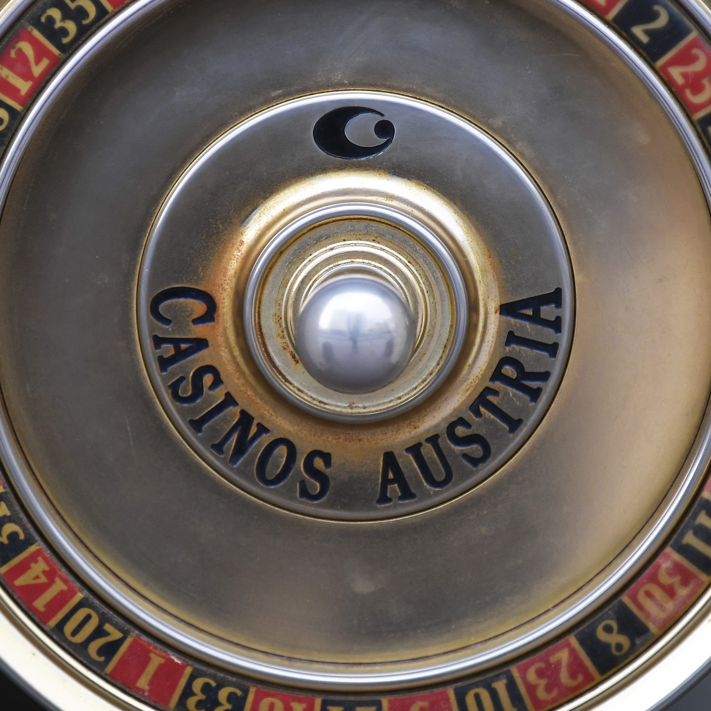 Die Casinos Austria haben 600 Mitarbeiter beim AMS zur Kündigung angemeldet.