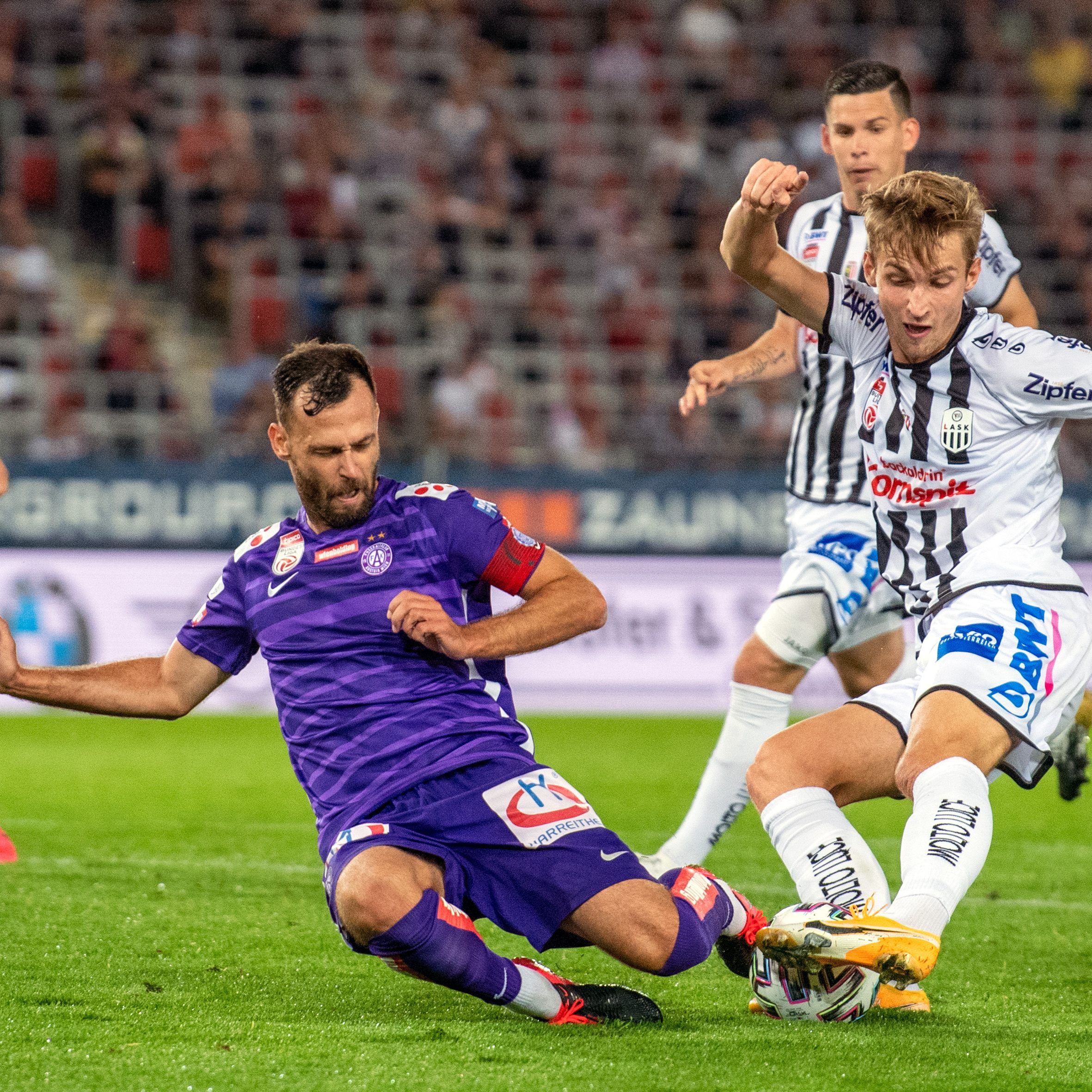 Hier die Stimmen zum Spiel.