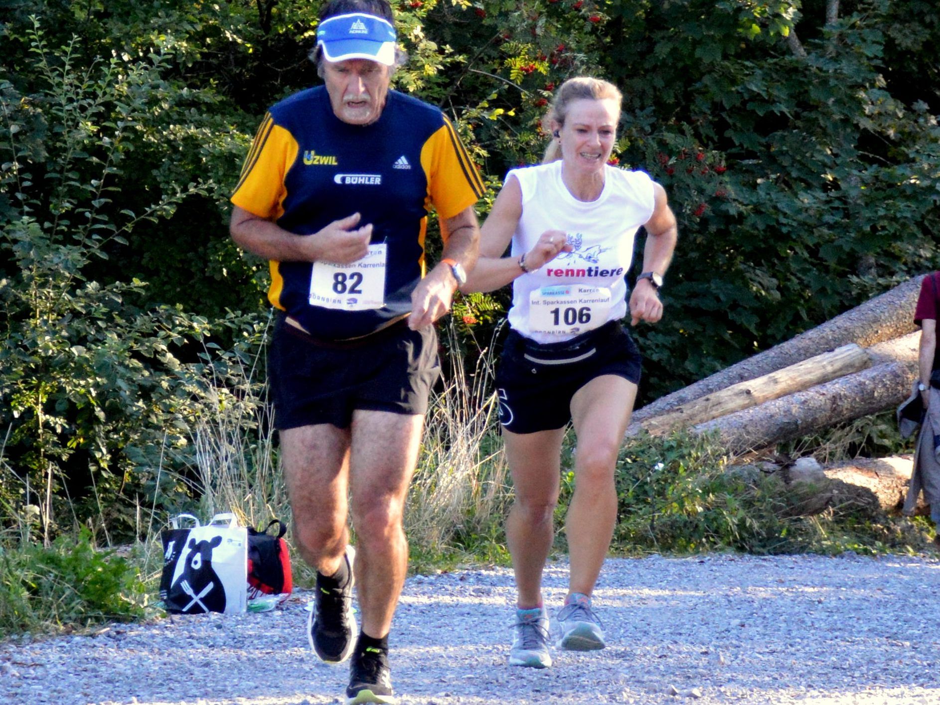 Zielspurt beim Karrenlauf 2020