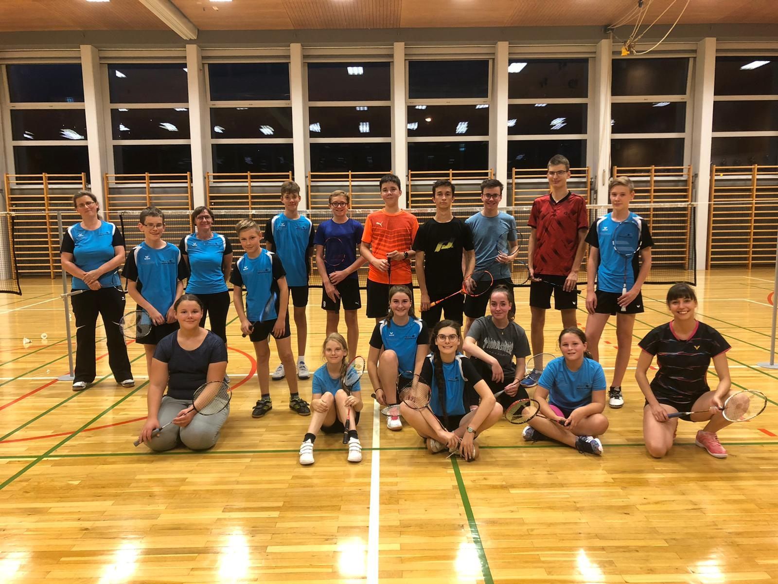 Gruppenfoto mit Landestrainerin Oliwia Zimniewska