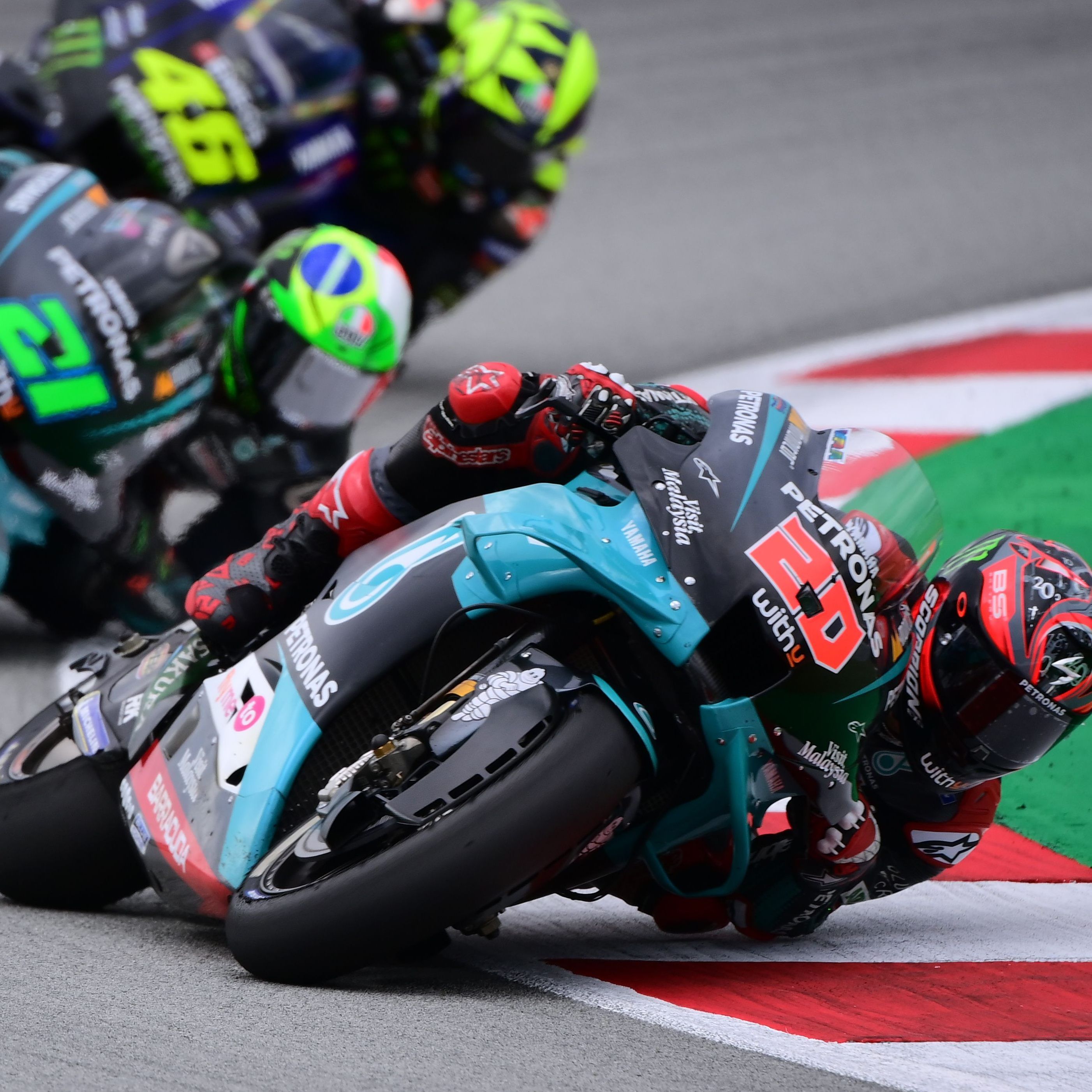 Franzose wieder WM-Leader - Rossi wie KTM-Piloten Espargaro, Oliveira durch Stürze out