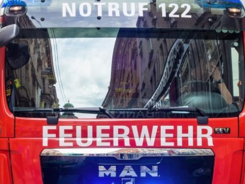 Drei Verletzte nach einem Brand in Wien-Penzing. Drei Verletzte nach einem Brand in Wien-Penzing.