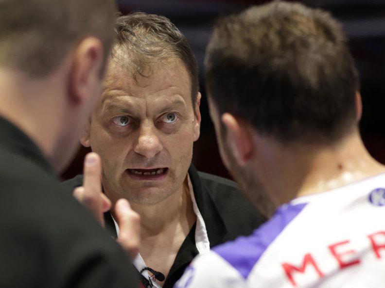 Bjelis-Sieben gewinnt Derby