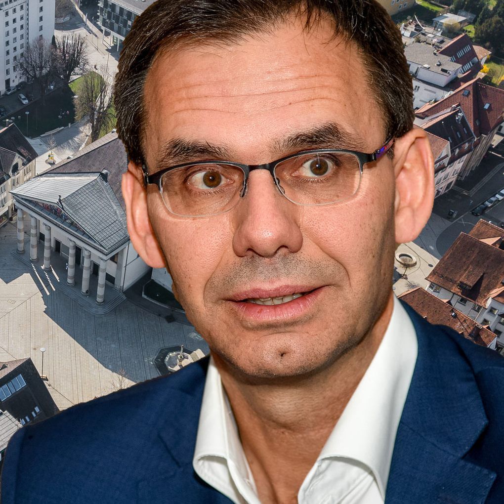 Die Corona-Ampel ist am Montag erstmals auf Orange gestellt worden. Allerdings hat das mittlerweile nur noch symbolischen Charakter, denn Verschärfungen gehen damit für die betroffenen sieben Bezirke nicht einher.