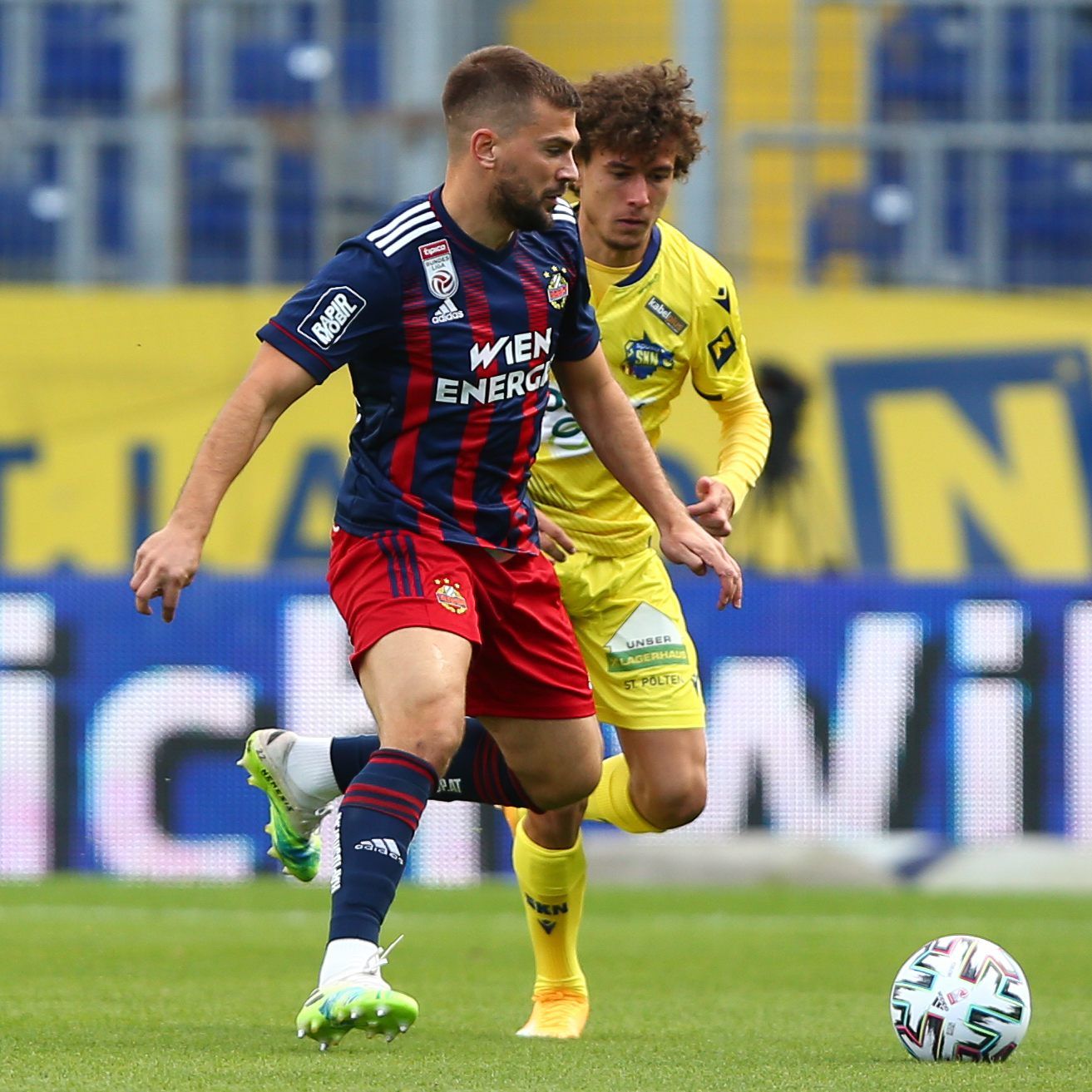 Rapid bezwang St. Pölten mit 2:1.