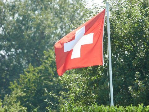 Auch Niederösterreich und Oberösterreich nun auf der Liste der Risikoländer der Schweiz. Auch Niederösterreich und Oberösterreich nun auf der Liste der Risikoländer der Schweiz.