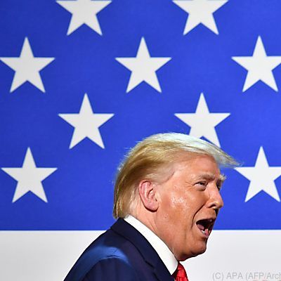 Trump twittert irgendwelche Behauptungen