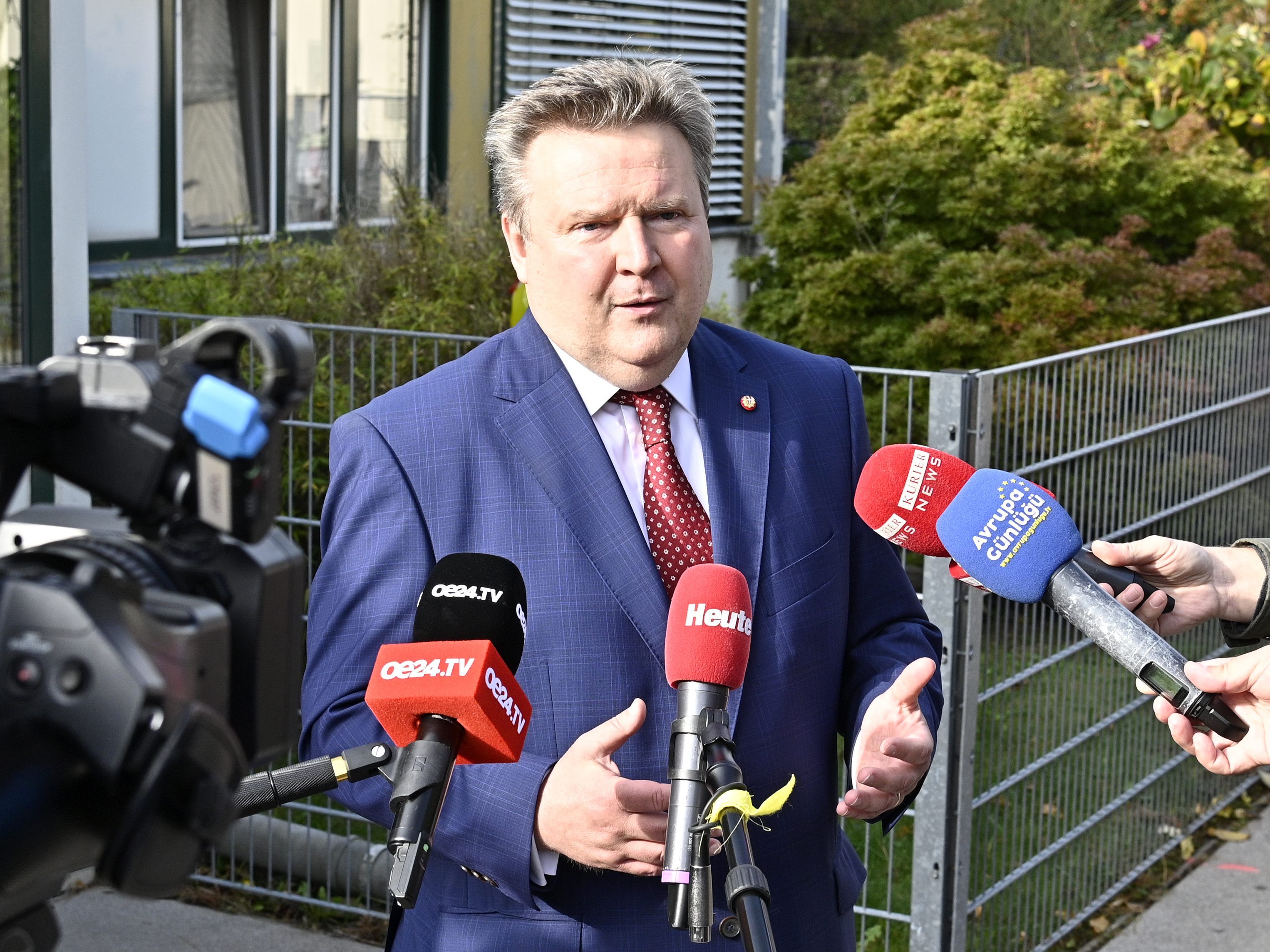 Wiens Bürgermeister Michael Ludwig (SPÖ) glaubt nicht an eine "Absolute". Wiens Bürgermeister Michael Ludwig (SPÖ) glaubt nicht an eine "Absolute".