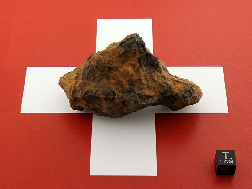 Das NHM erhielt Stück eines seltenen Eisenmeteoriten als Schenkung. Das NHM erhielt Stück eines seltenen Eisenmeteoriten als Schenkung.