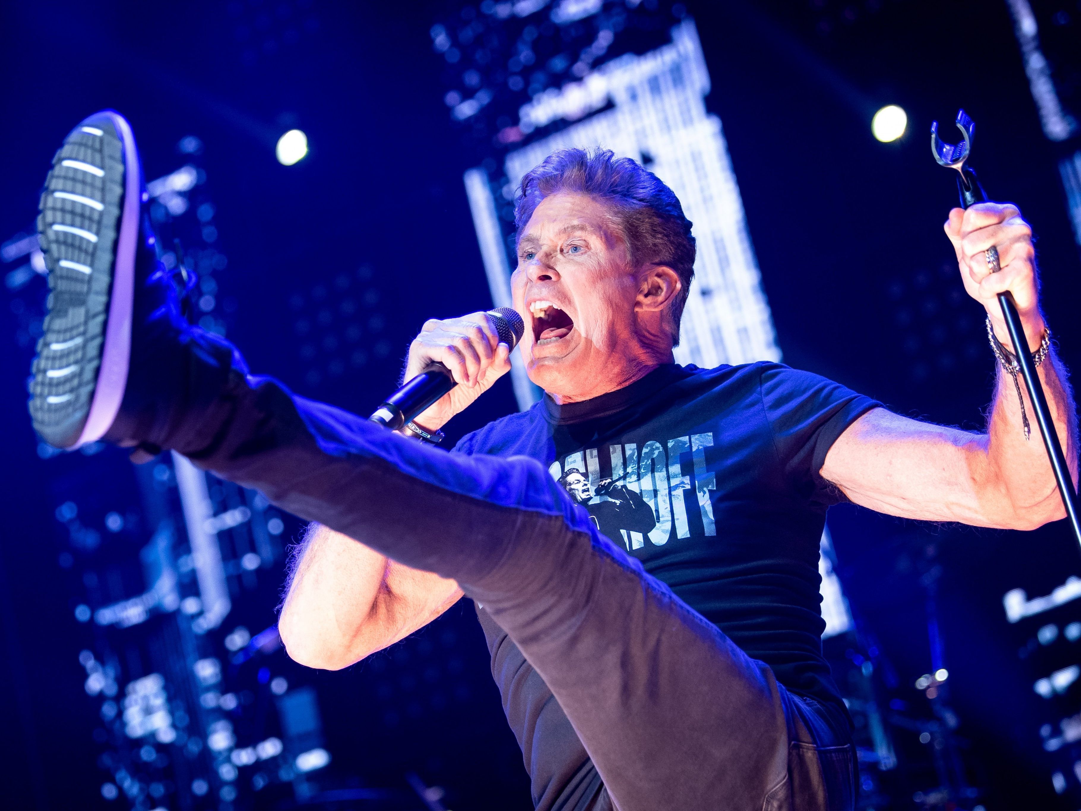 David Hasselhoff hat gemeinsam mit der Wiener Heavy Metal Band CueStack einen Song aufgenommen.