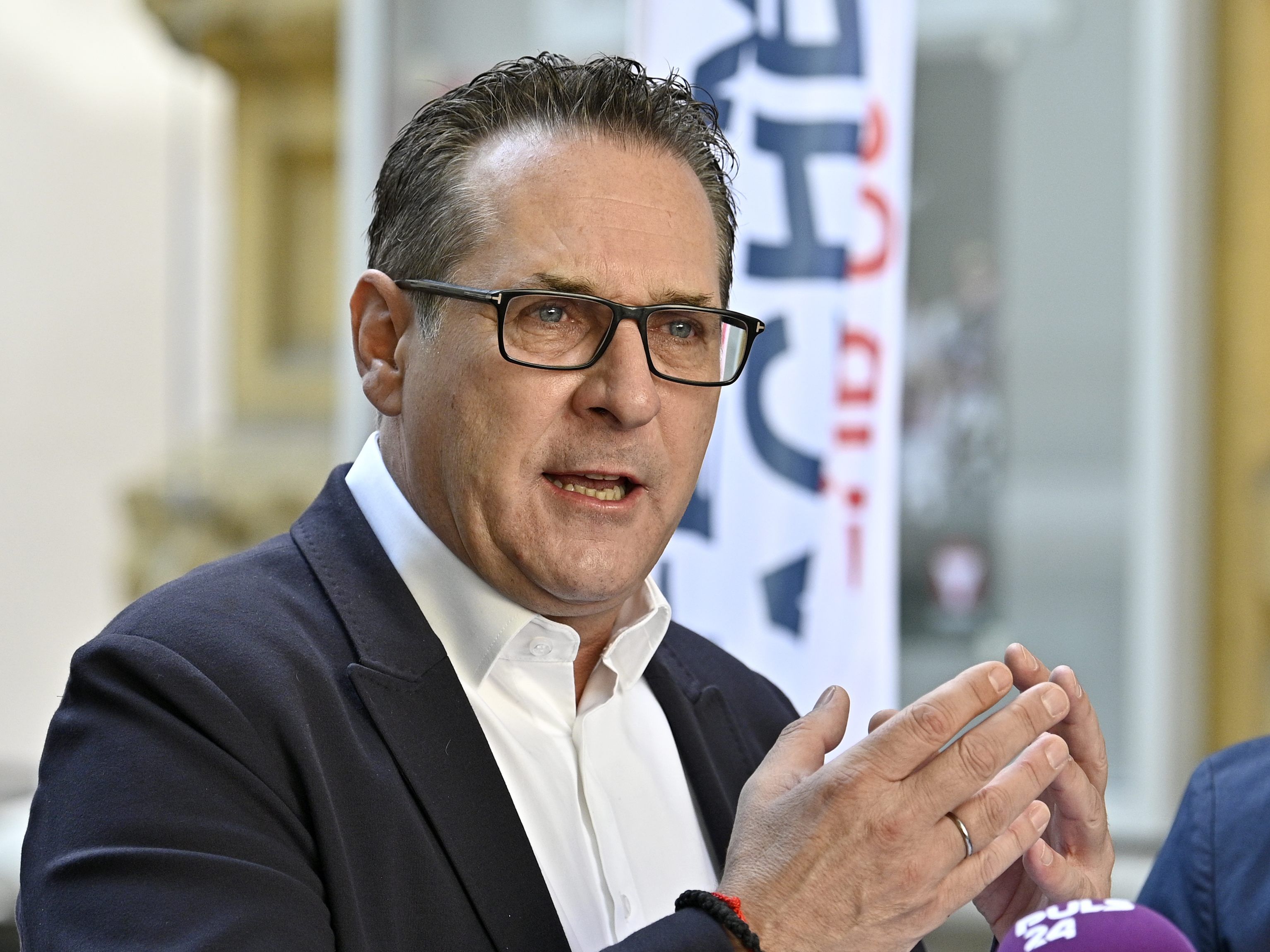 Gute Chancen: Das Team HC Strache könnte es in mehrere Bezirksparlamente schaffen. Gute Chancen: Das Team HC Strache könnte es in mehrere Bezirksparlamente schaffen.