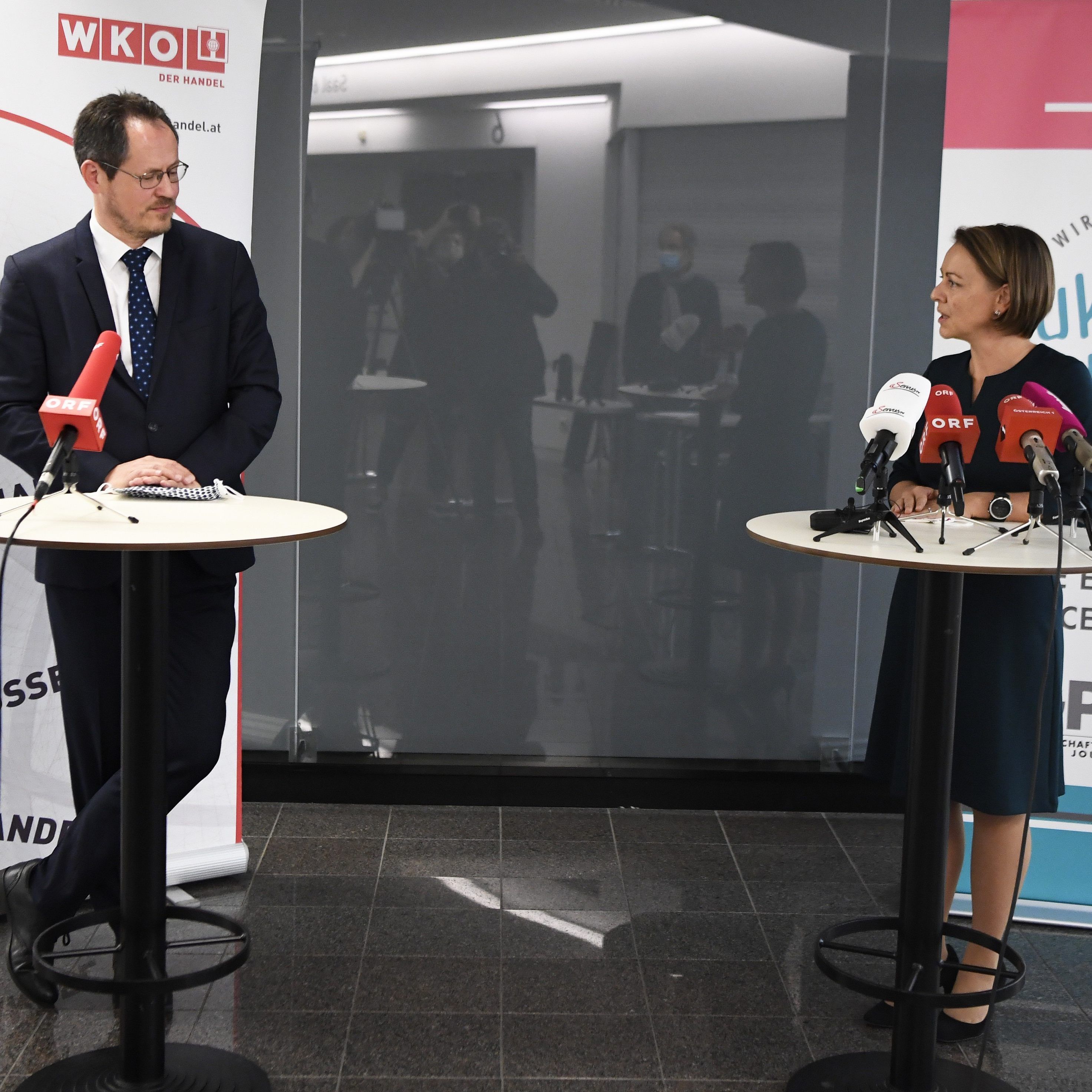 Die Gehälter im Handel steigen im Schnitt um 1,5 Prozent.